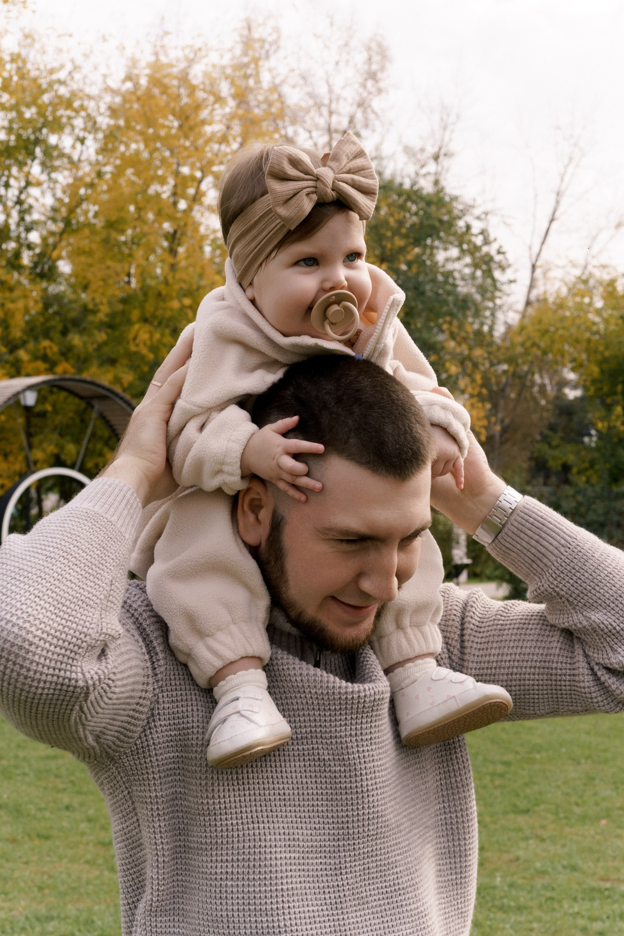 Твоя первая осень. Моменты и истории о вас настоящих