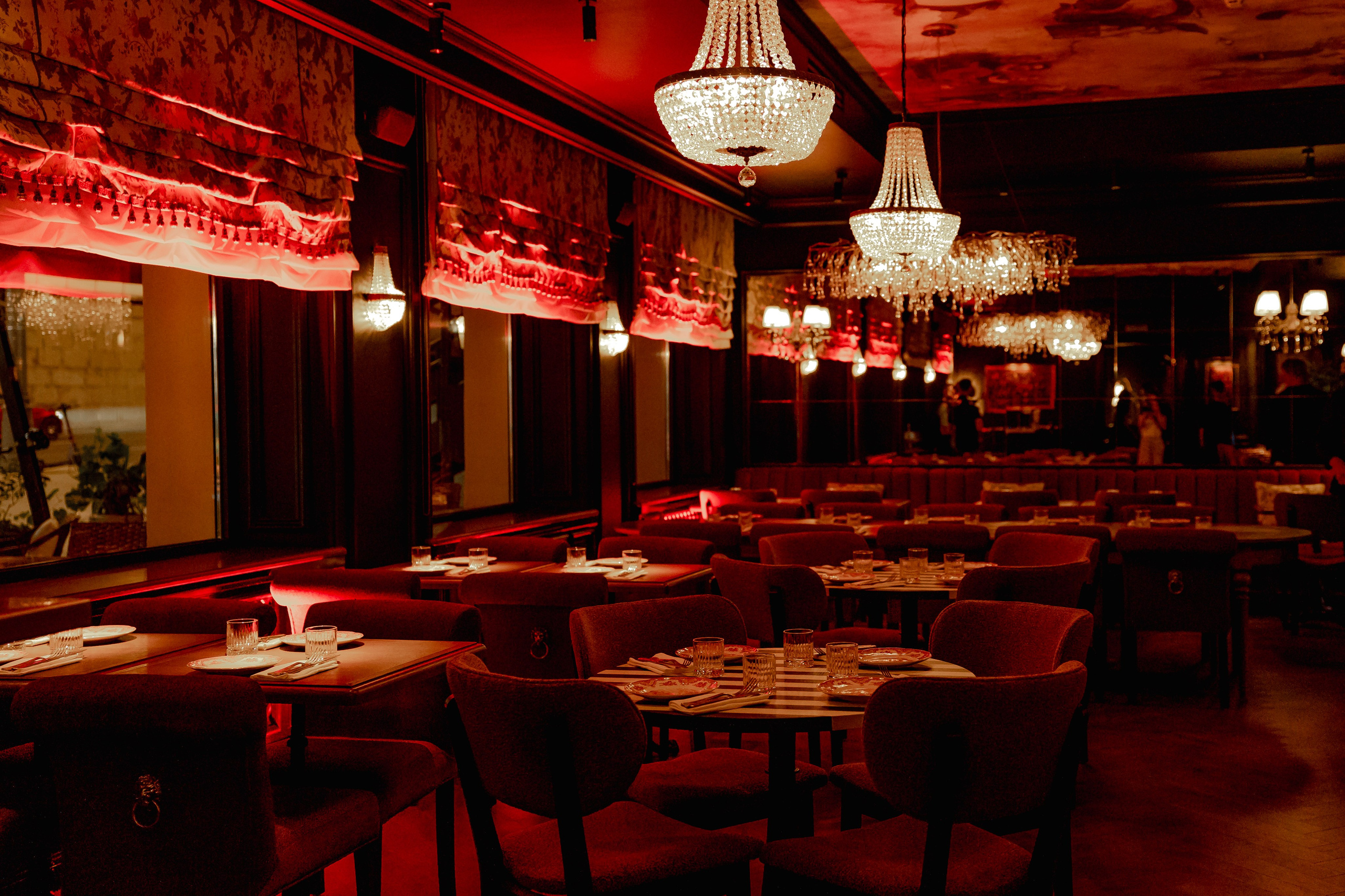 BURLESQUE BY COMMUNITY. Свадебный и контент фотограф в Москве — Юлия Барно (Баранова)