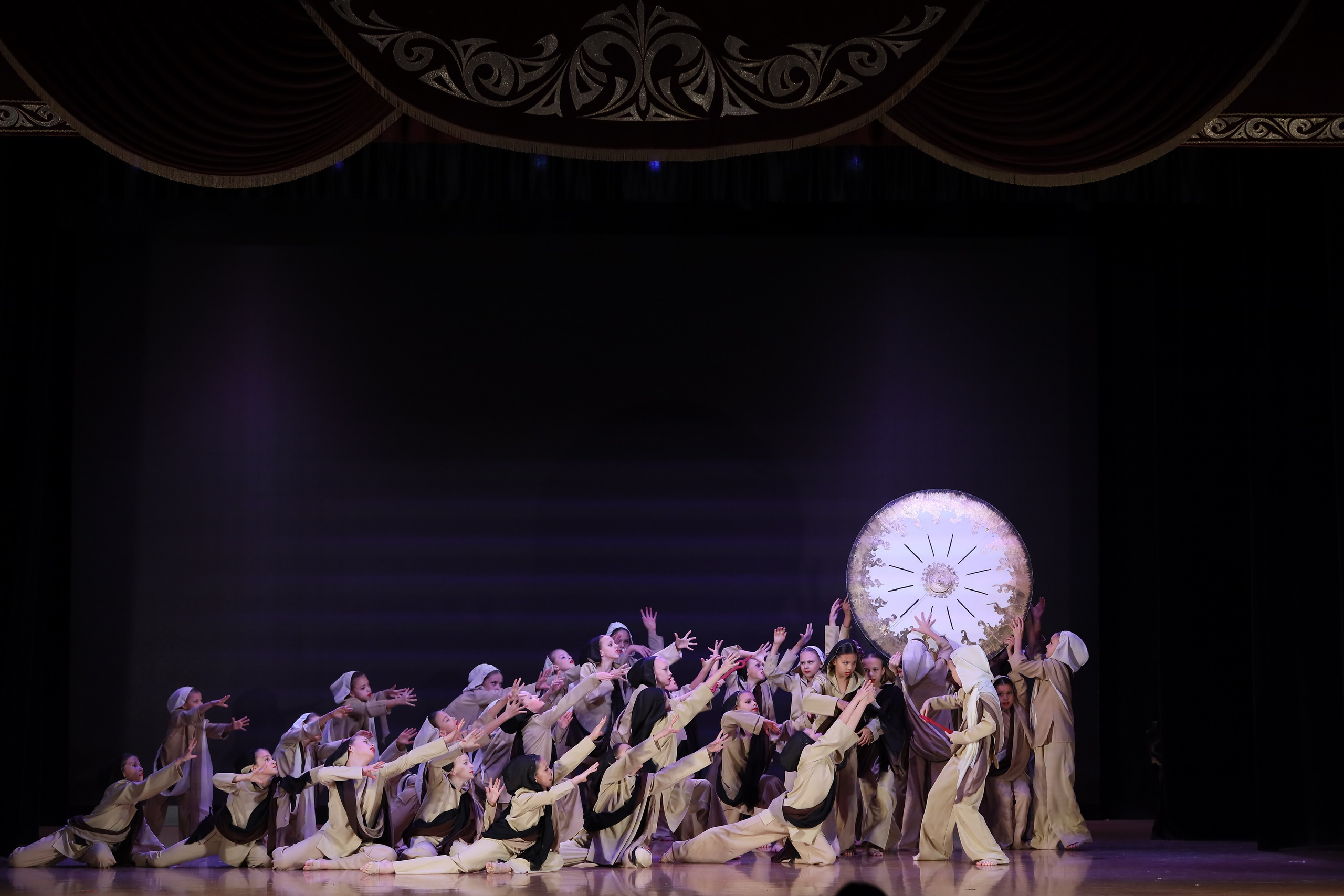 4 ноября, блок 1, видео, номера 59-, г. Краснодар. Золотое яблочко