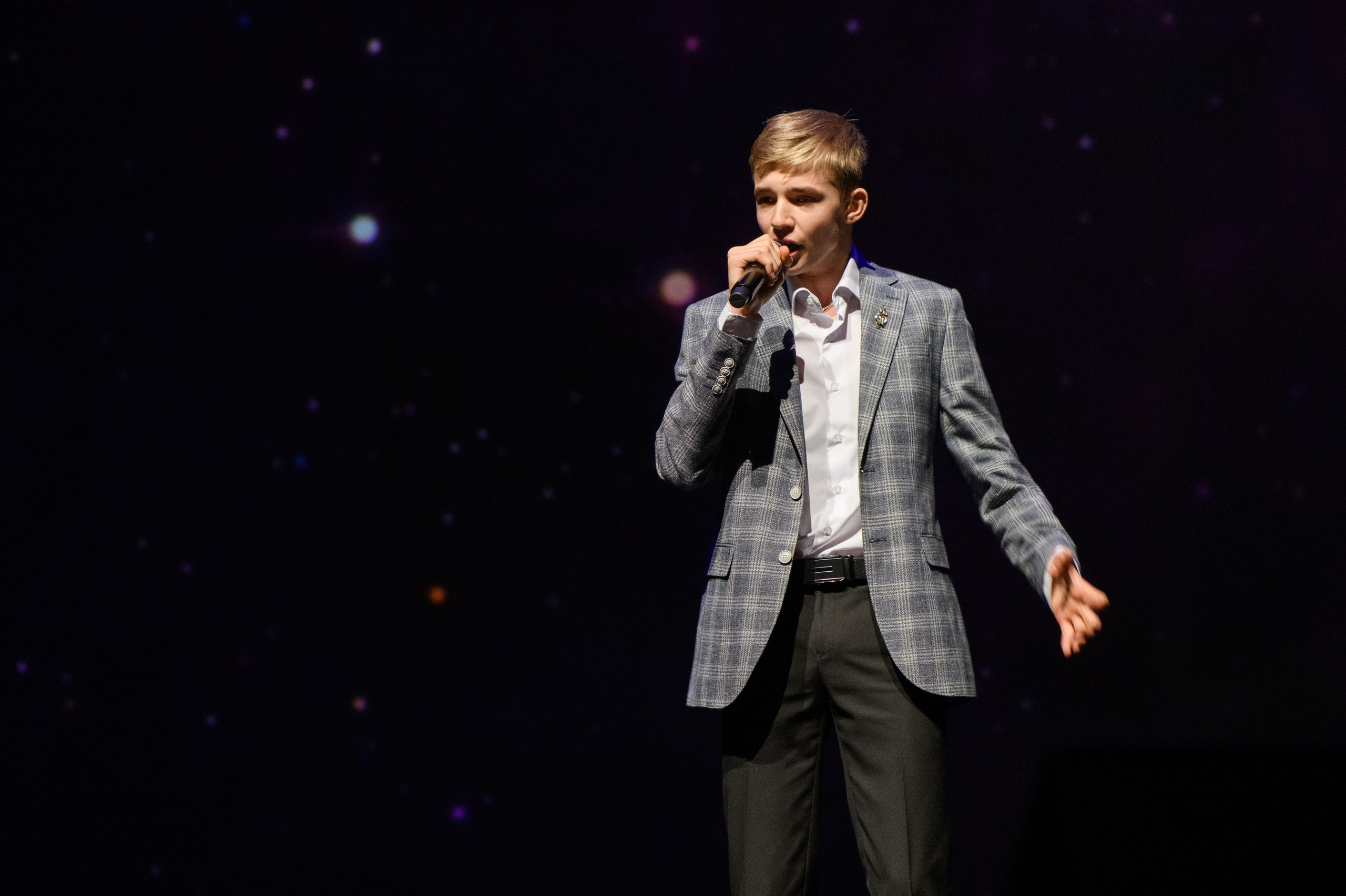 23 апреля, часть 2, БКЗ Октябрьский, г. Санкт-Петербург. Золотое яблочко