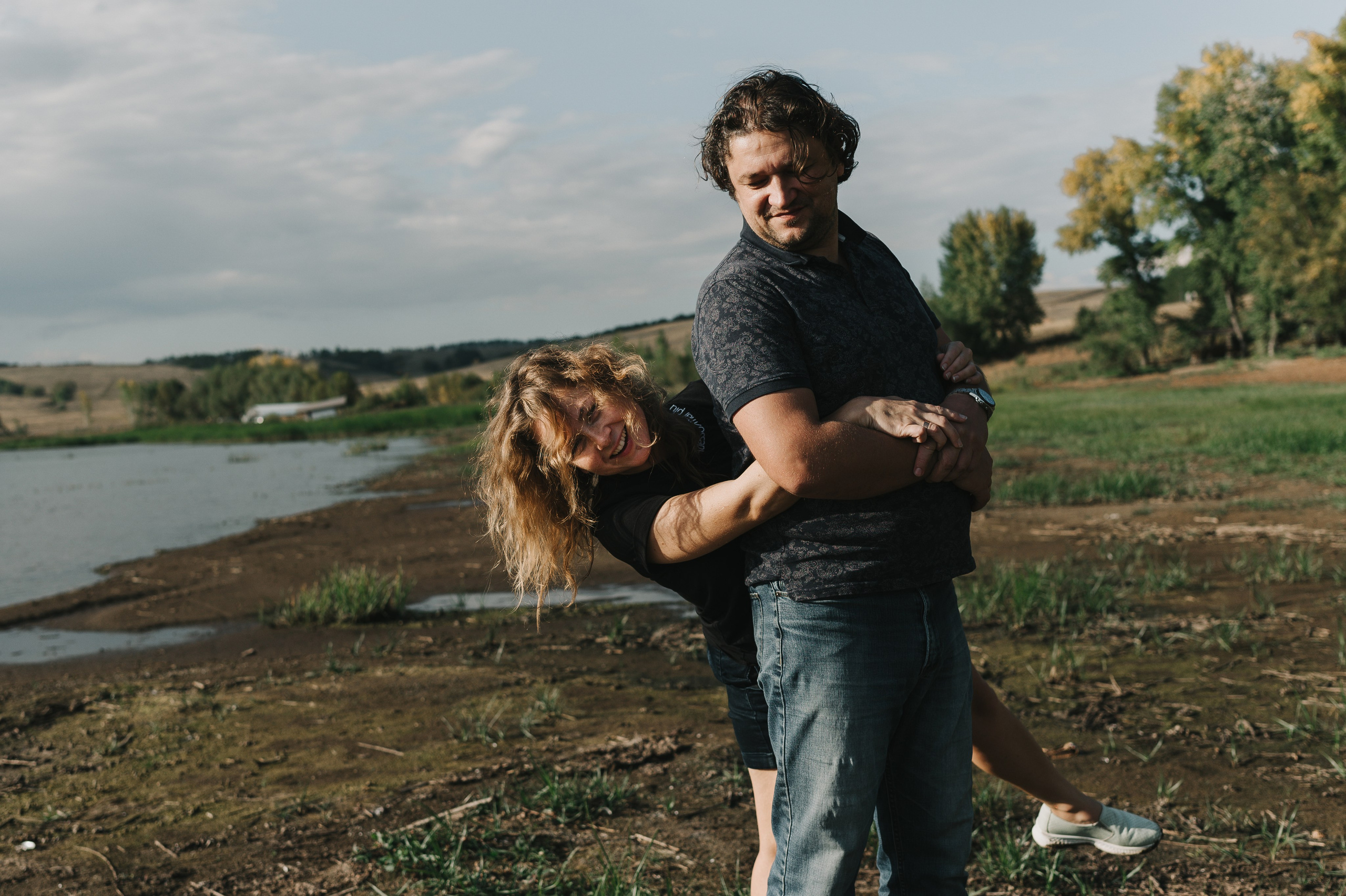 Семейная фотосессия на природе. Свадебный и семейный фотограф в Самаре Надежда Раскина