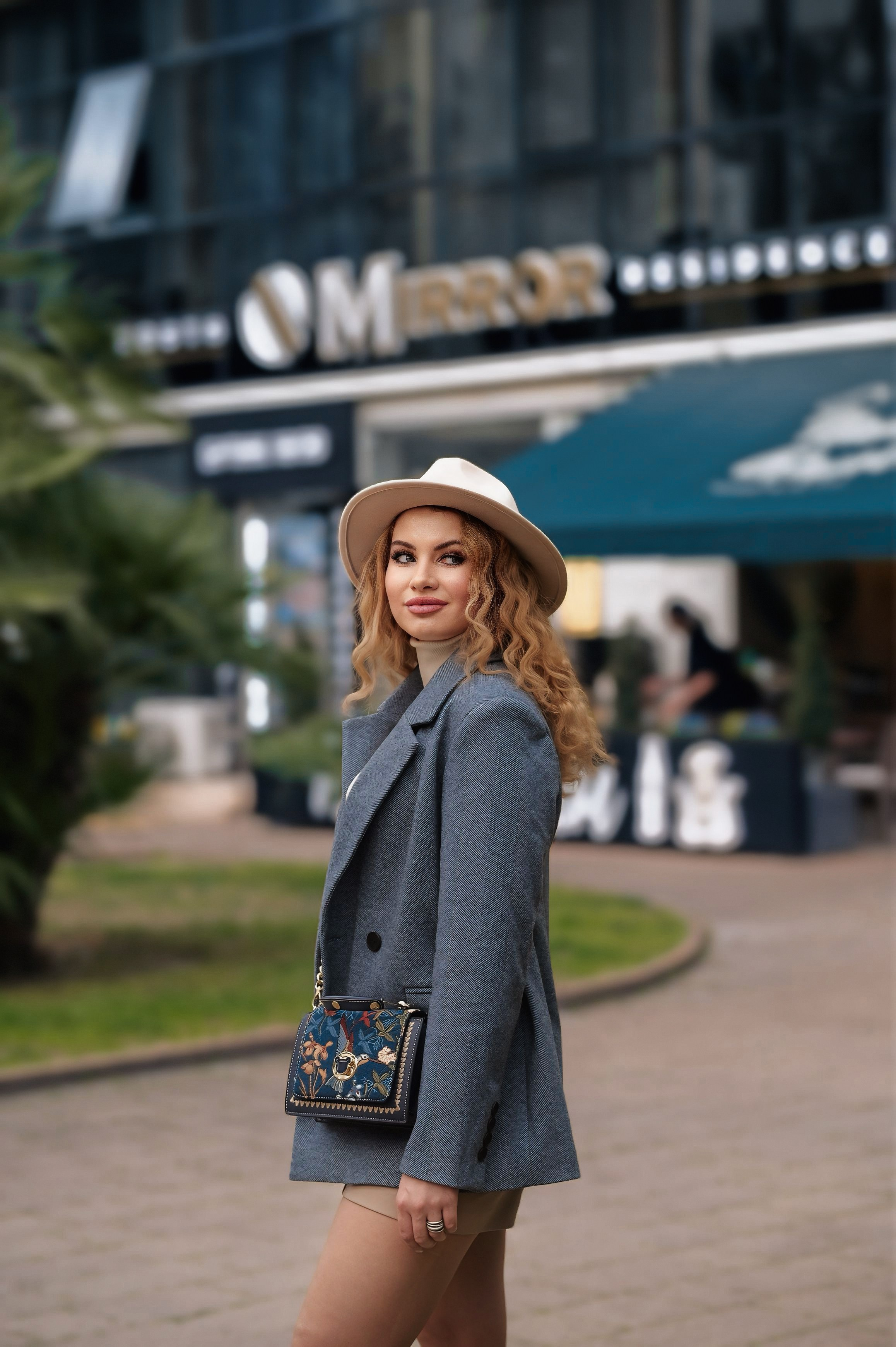 Съёмки для отелей. Сеть отелей в Сочи и Адлере MIRROR. Портретный фотограф в Москве Наталия Комарова