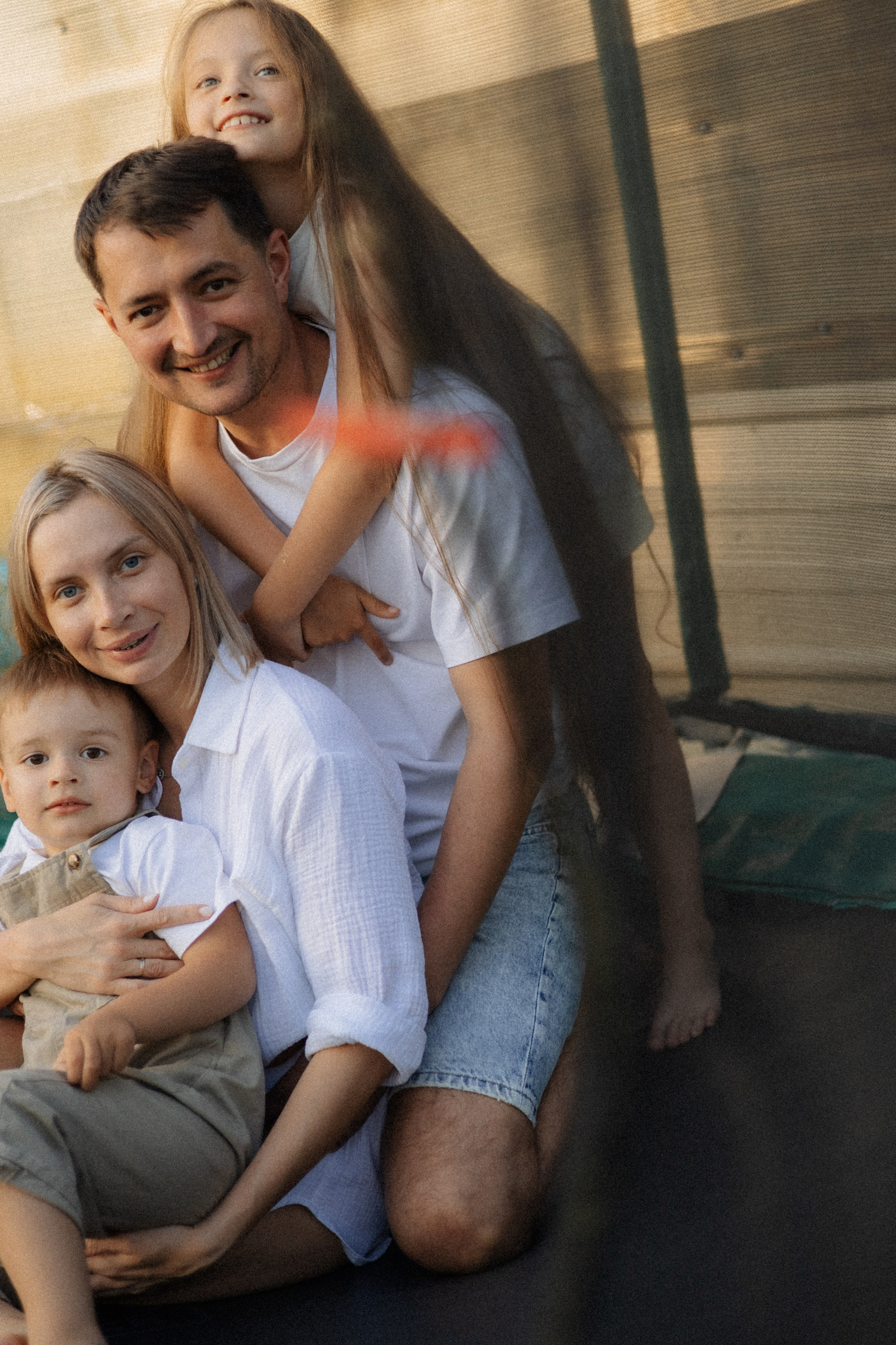 Артем, Наташа, Саша и Дима. Фотографирую семьи, любовь и женский портрет