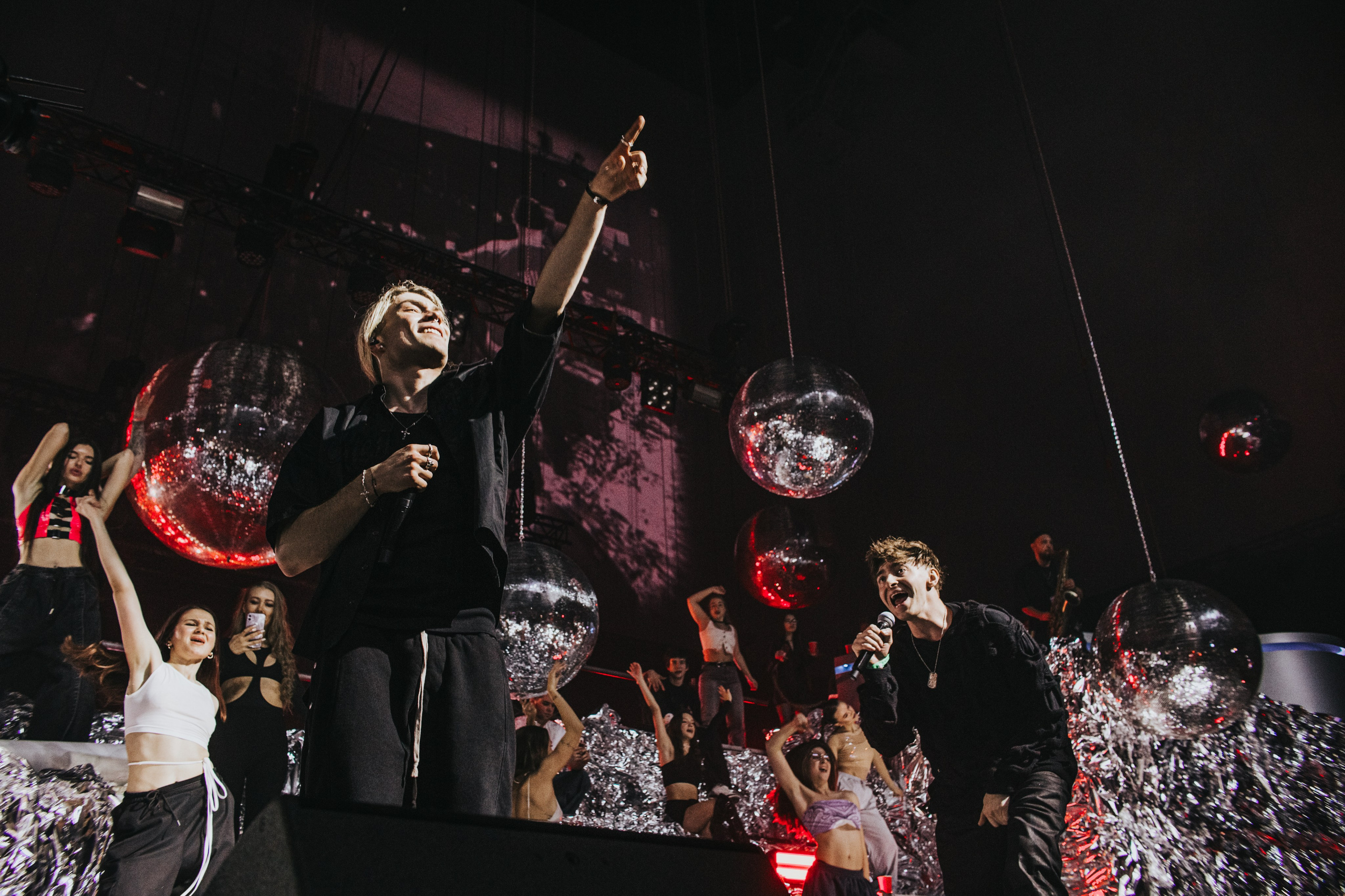 NKEEEI, UNIQE, ARTEM SHILOVETS. Фотограф из Санкт-Петербурга Валерия Ленских