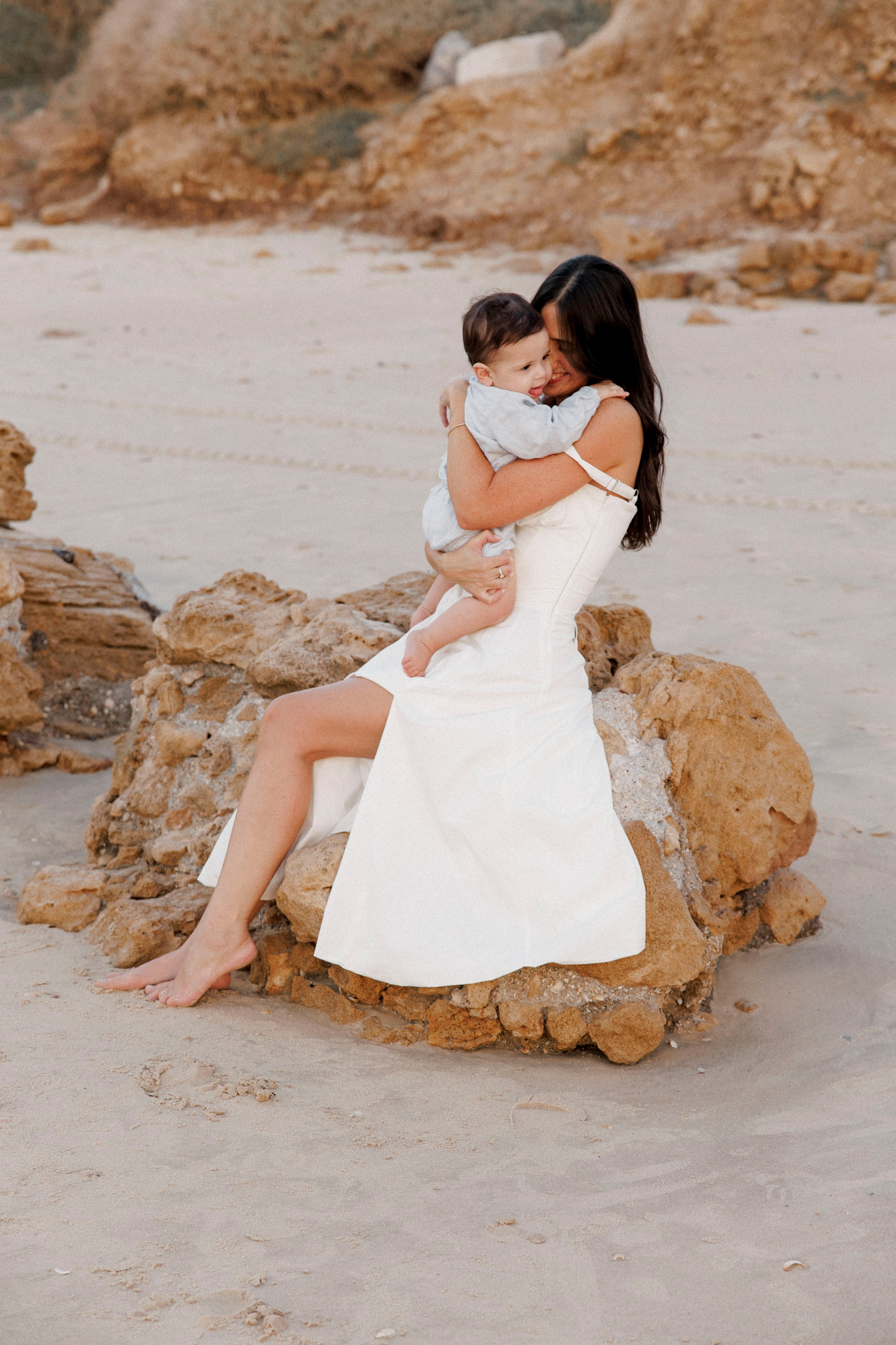 First year family photos near the sea. Главная