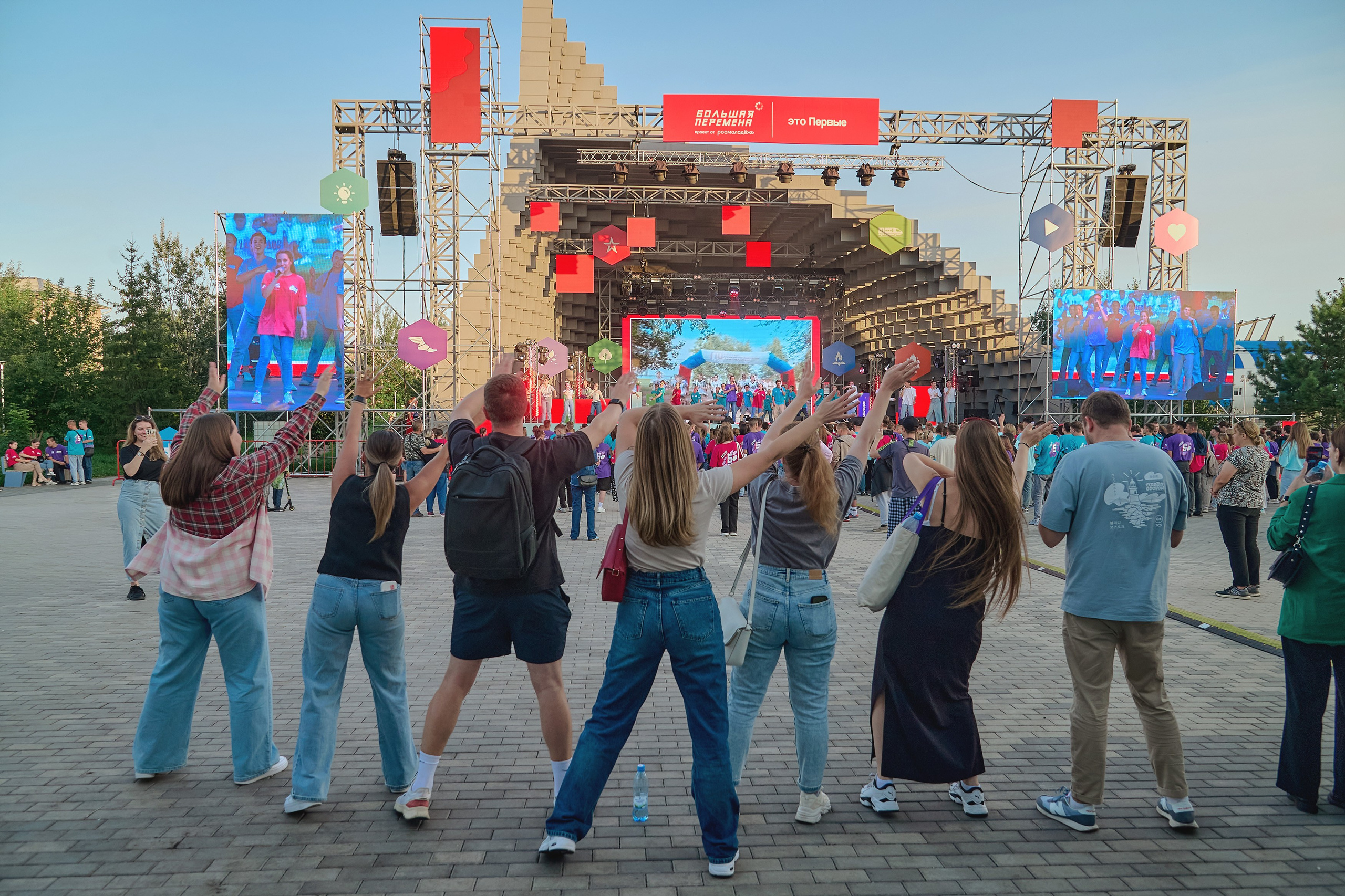 Большая перемена. Фотограф Яковлев Роман — Красноярск