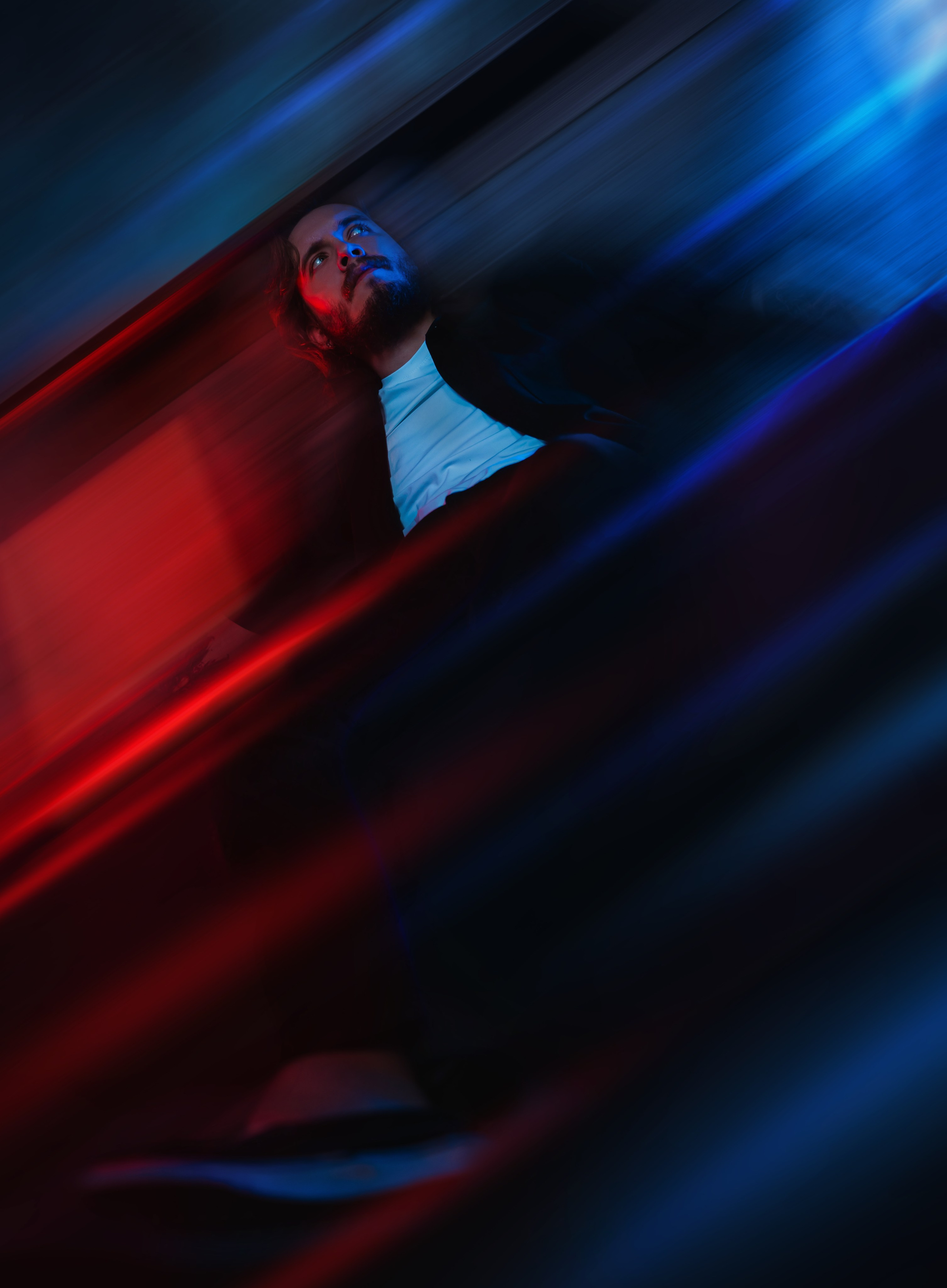 Мрак в неоновых лучах. Репортажный фотограф Анастасия Рубцова