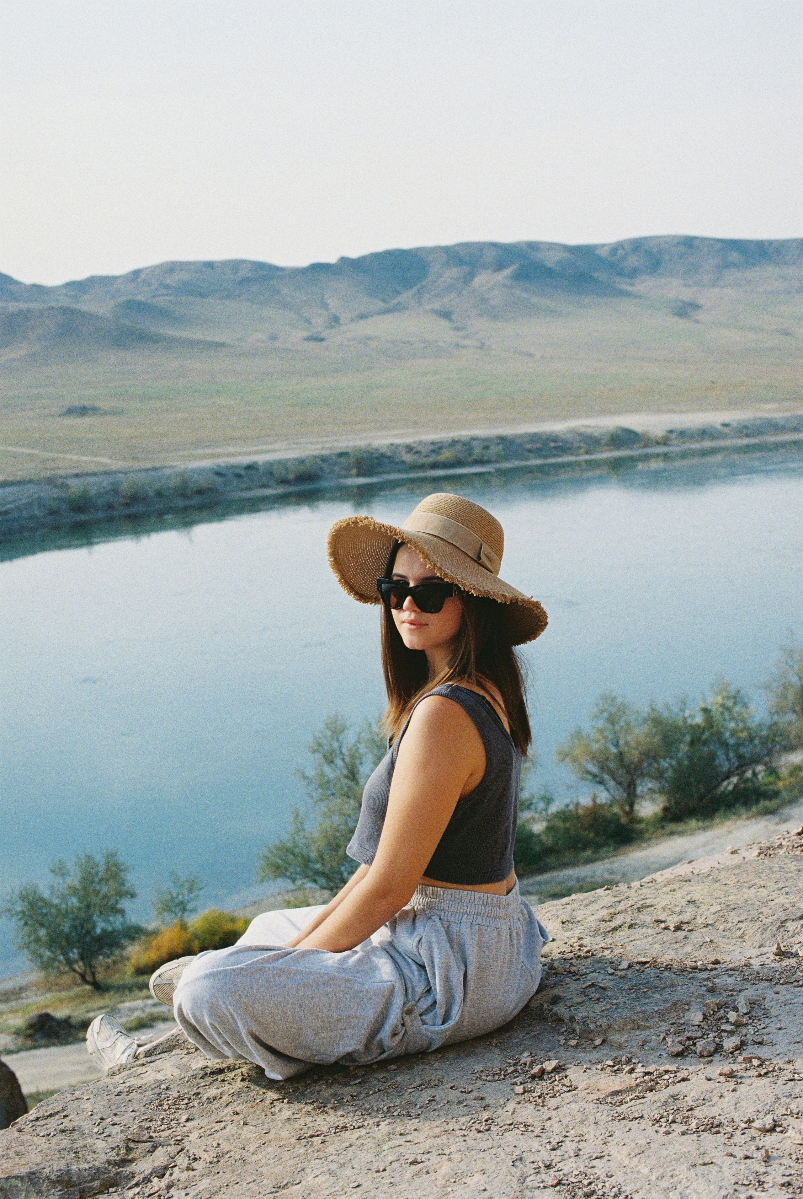 Алтын эмель/Или/Курты, плёнка 2025. Фотограф в Алматы — Алексей Коньков | Репортаж, свадьбы, портреты