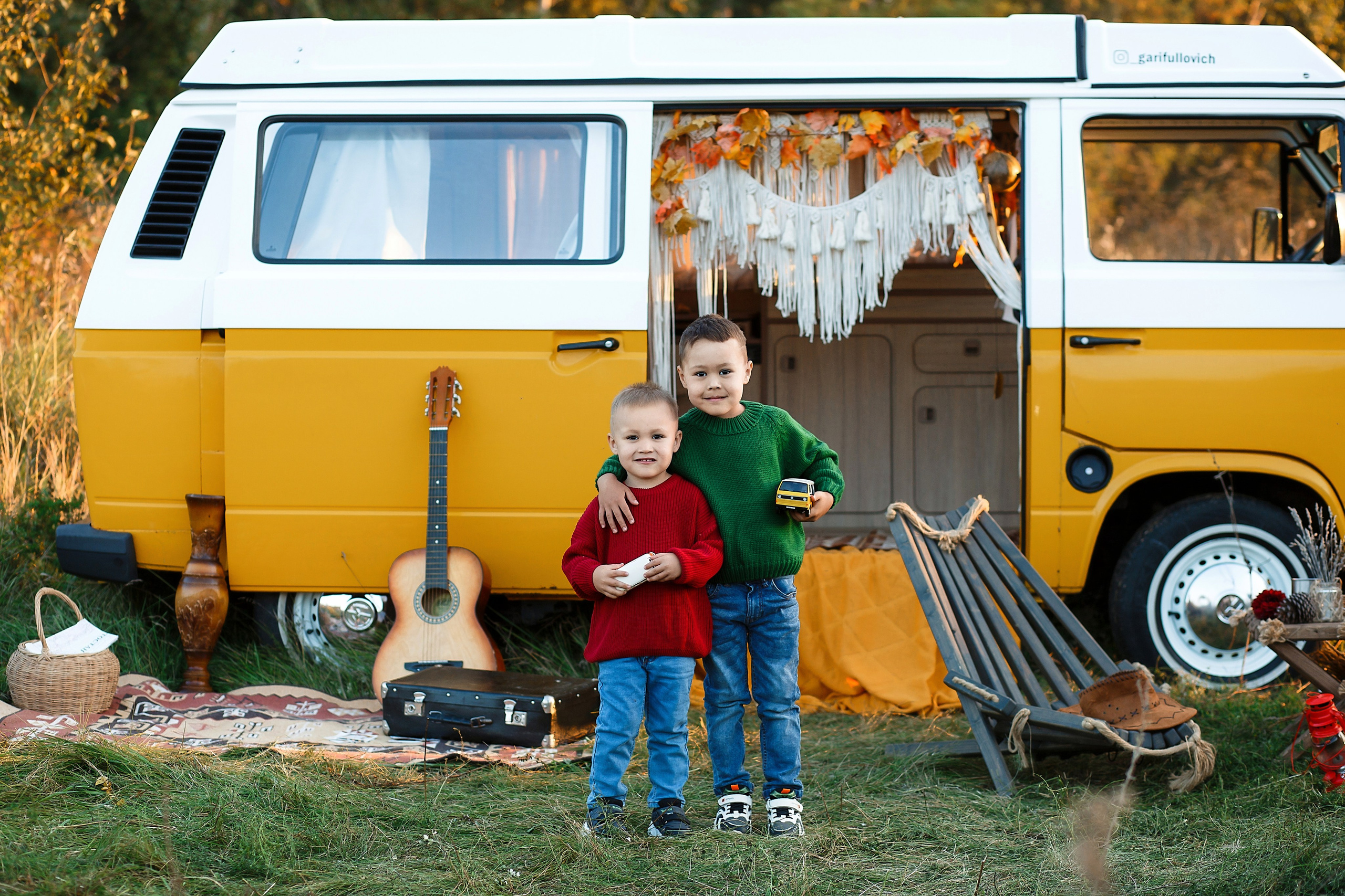 Желтый фургон. Семейный и детский фотограф в Стерлитамаке Разина Рахмангулова