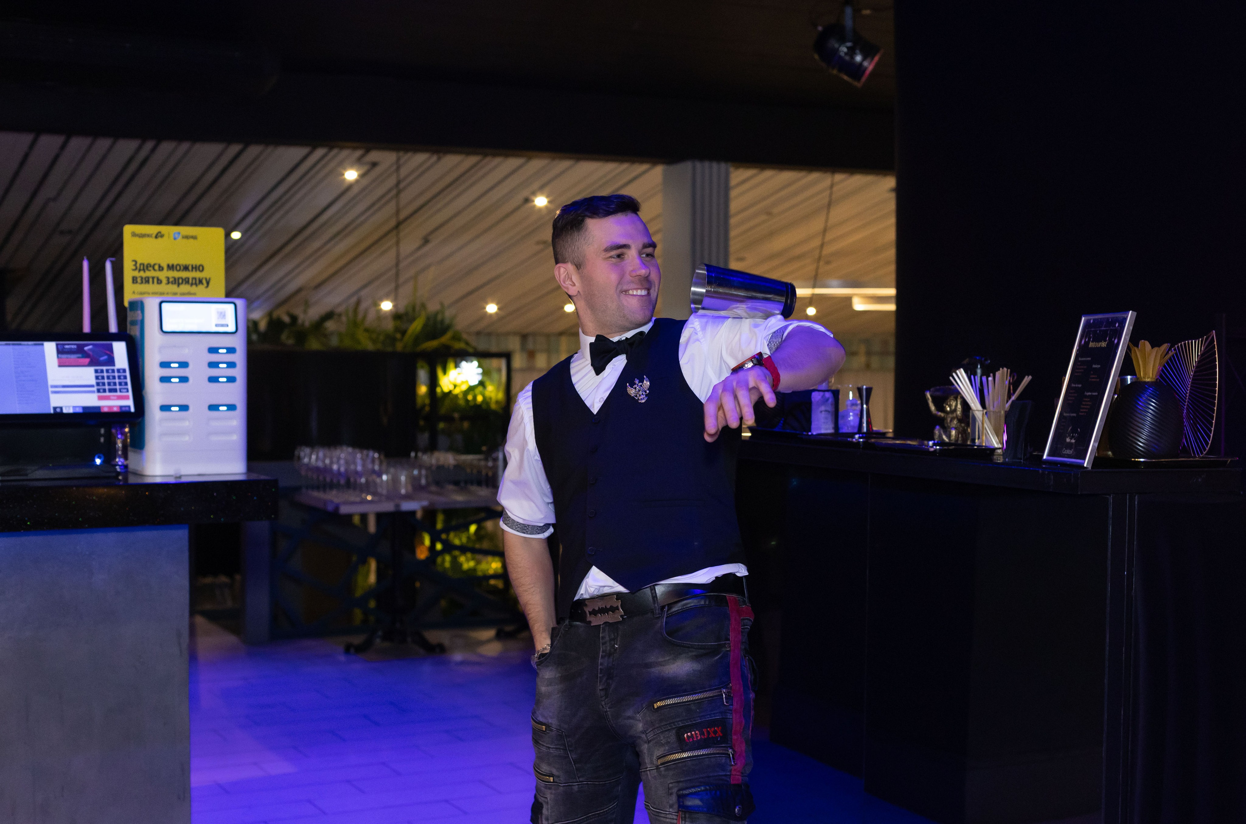 Корпоратив ресторан Времена года Москва. Семейный и детский фотограф Анна Петракова