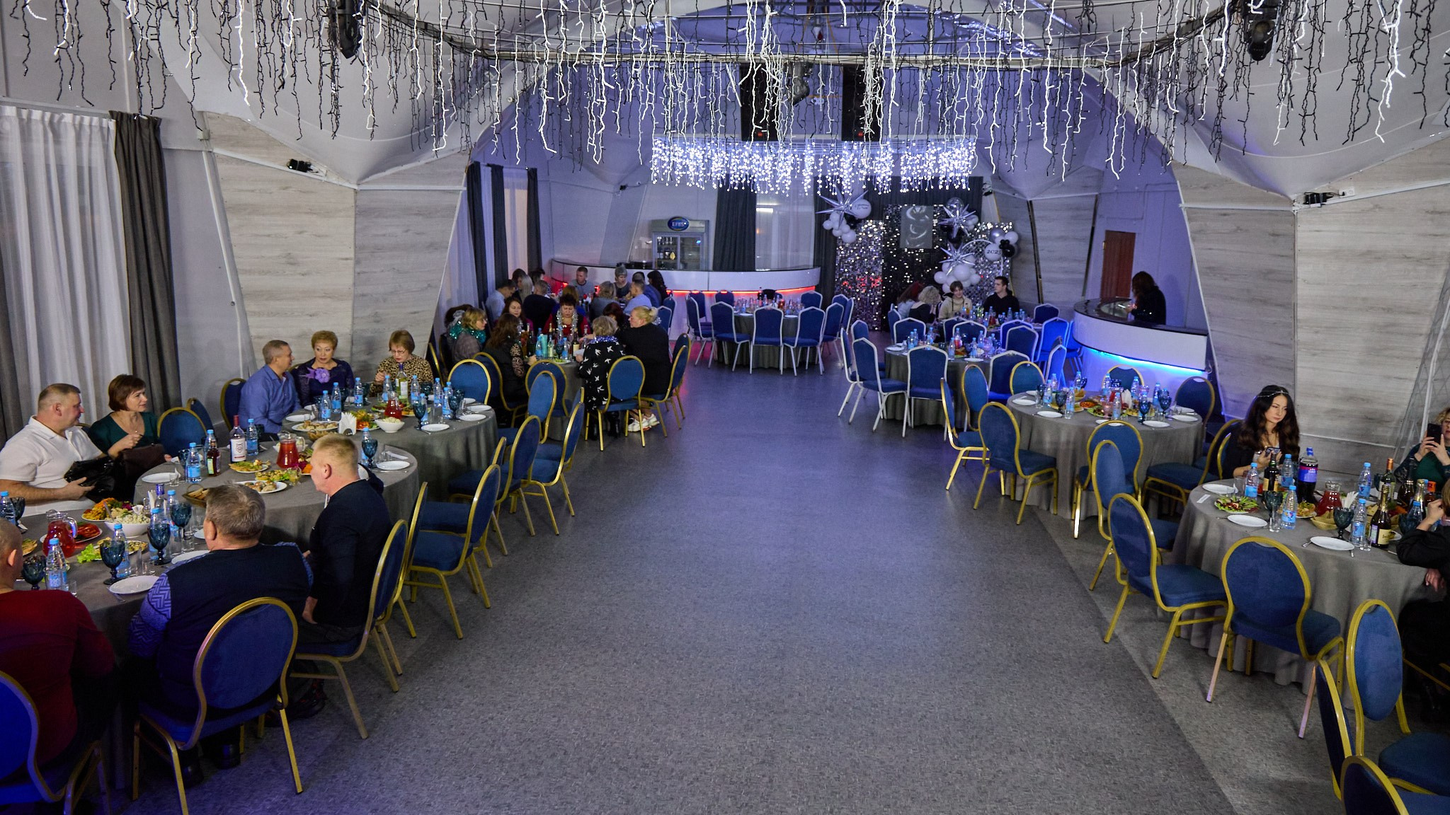 Предновогодняя вечеринка. Свадебный и семейный фотограф в г. Волхов Алексей Кочерыжкин