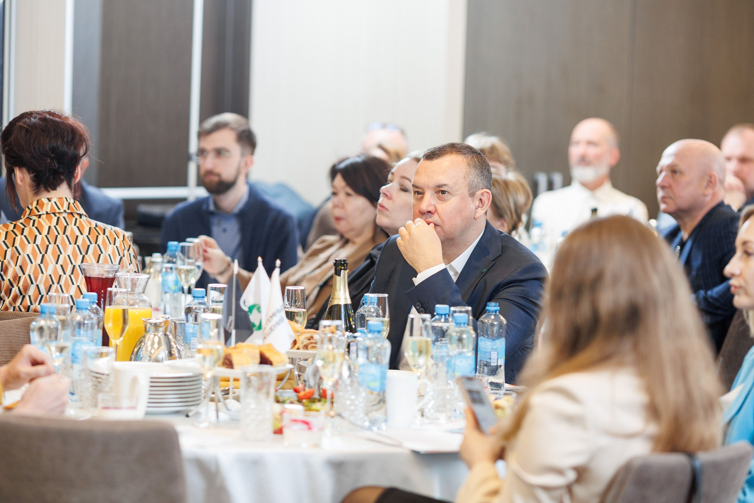 День 3. Конференция. Бизнес-завтрак. Фотограф Шейдаев Эмин г. Волгоград