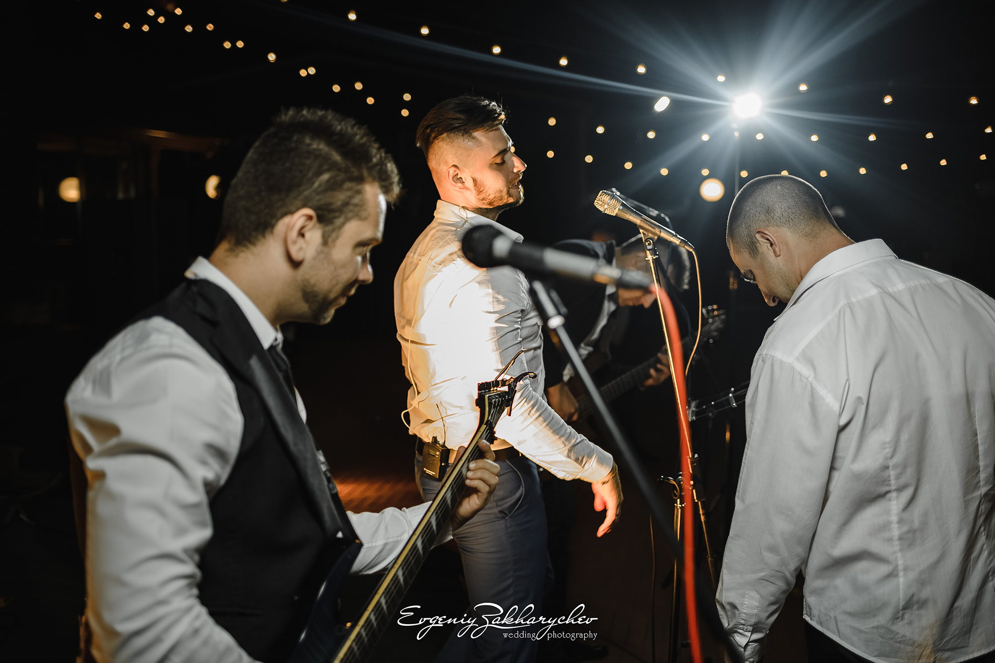 ARTEM & ALENA. Professional wedding photographer Evgeniy Zakharychev