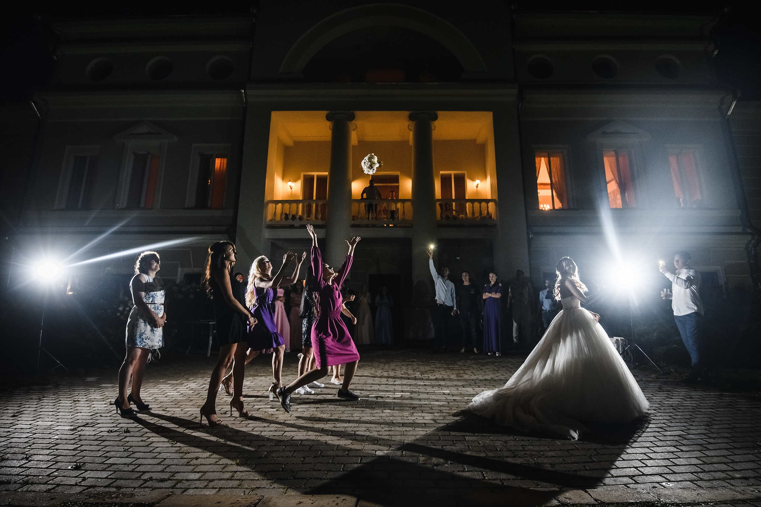 ARTEM & NIKA. Свадебный фотограф Евгений Захарычев — Москва, Смоленск, Калуга, Брянск | Профессиональная съемка