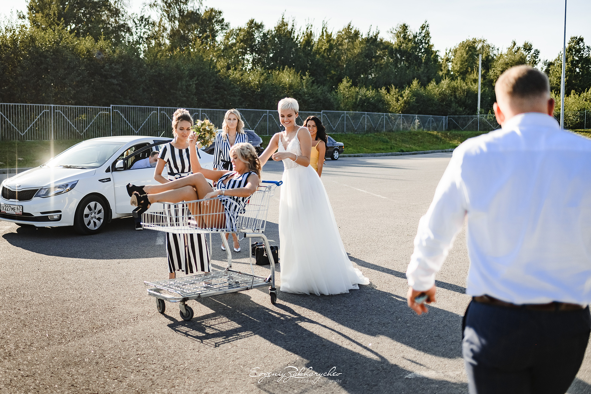 ARTEM & ALENA. Professional wedding photographer Evgeniy Zakharychev