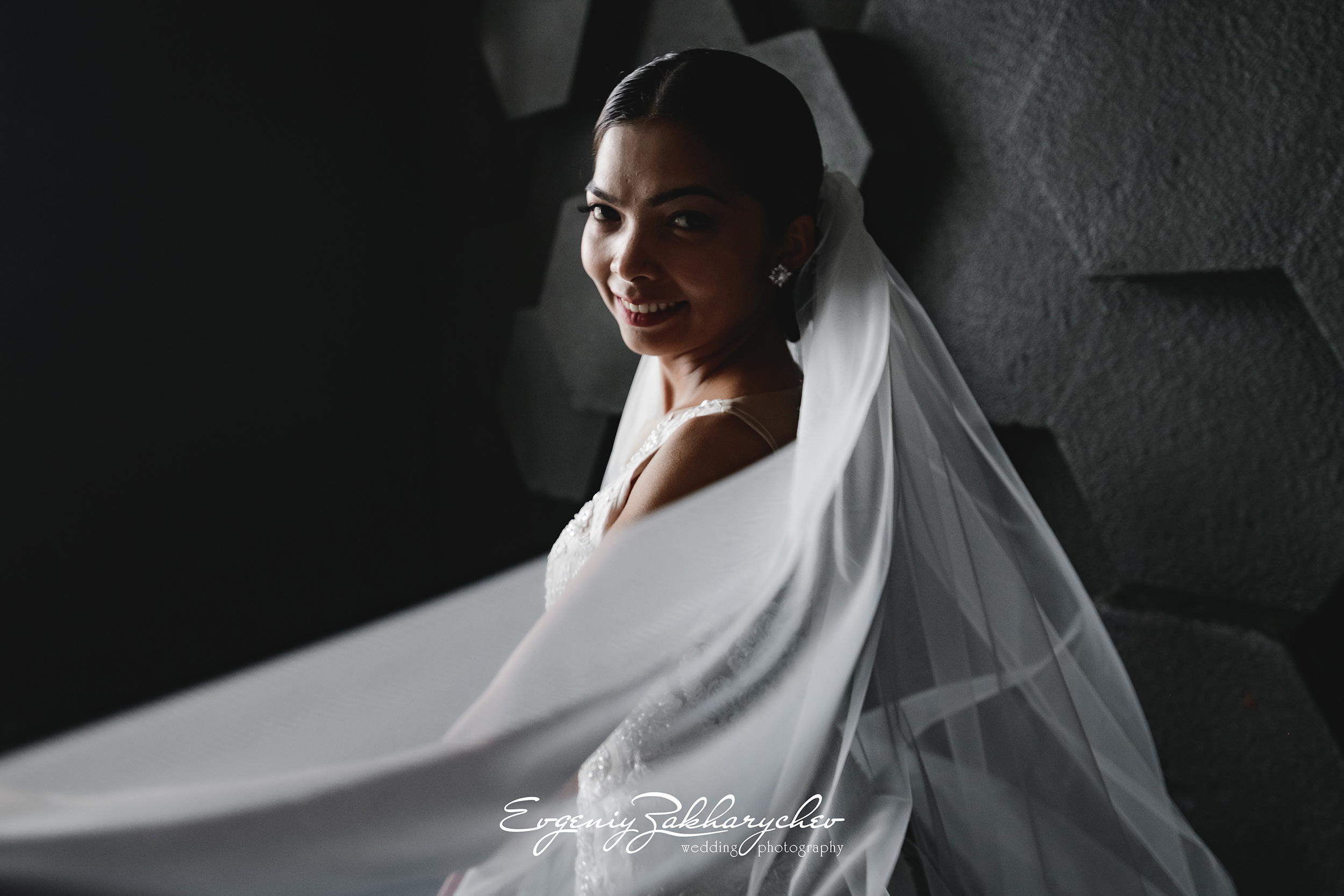 ALEX & SAI. Professional wedding photographer Evgeniy Zakharychev