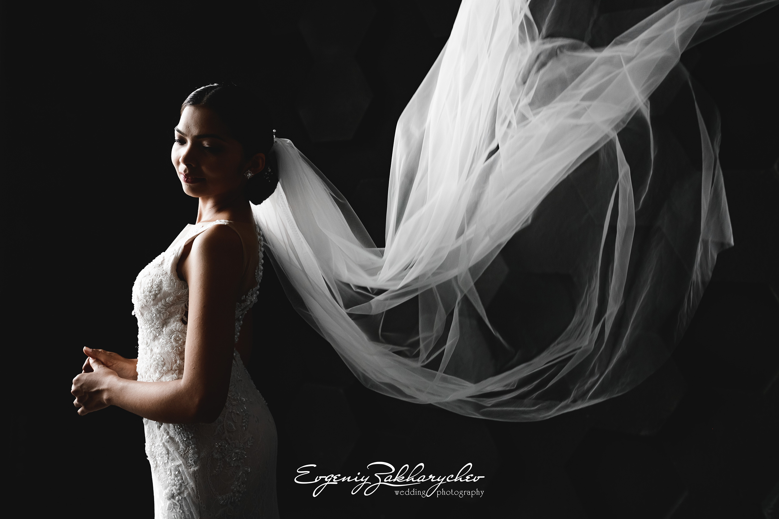 ALEX & SAI. Professional wedding photographer Evgeniy Zakharychev