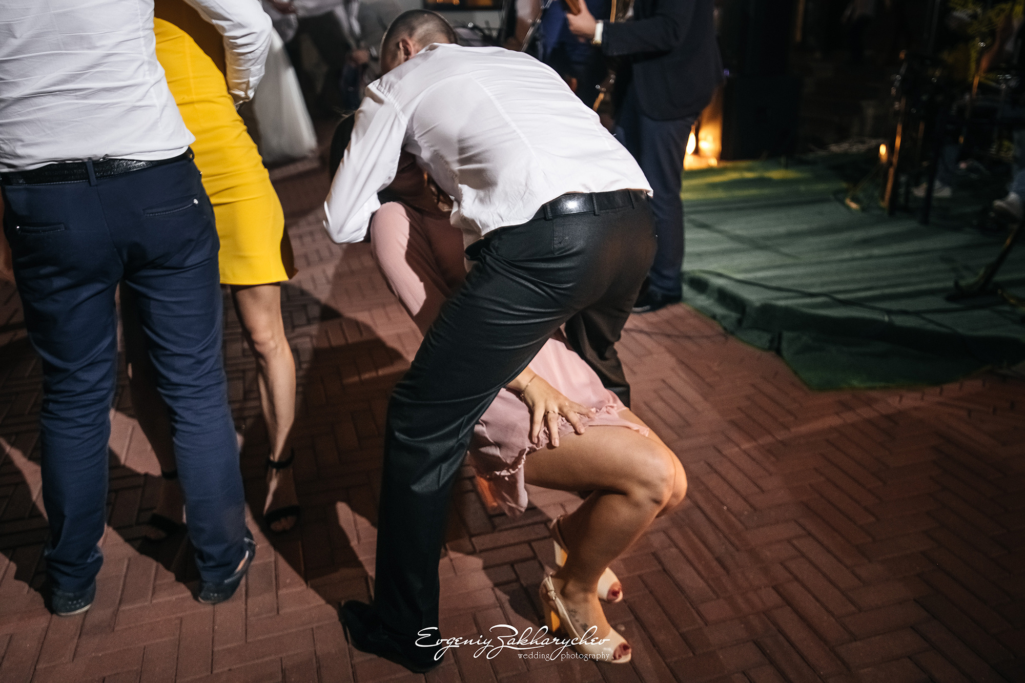 ARTEM & ALENA. Professional wedding photographer Evgeniy Zakharychev