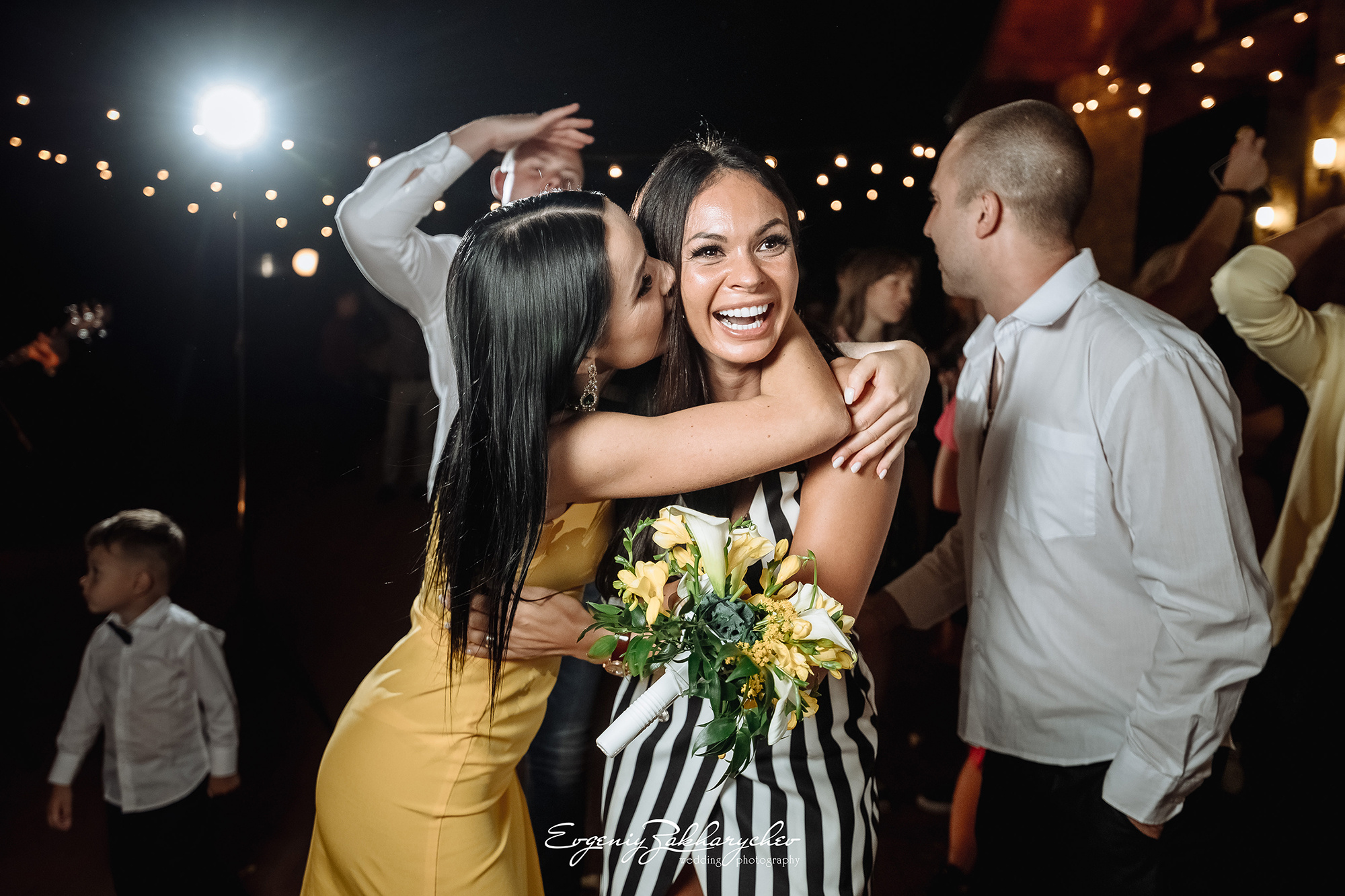 ARTEM & ALENA. Professional wedding photographer Evgeniy Zakharychev