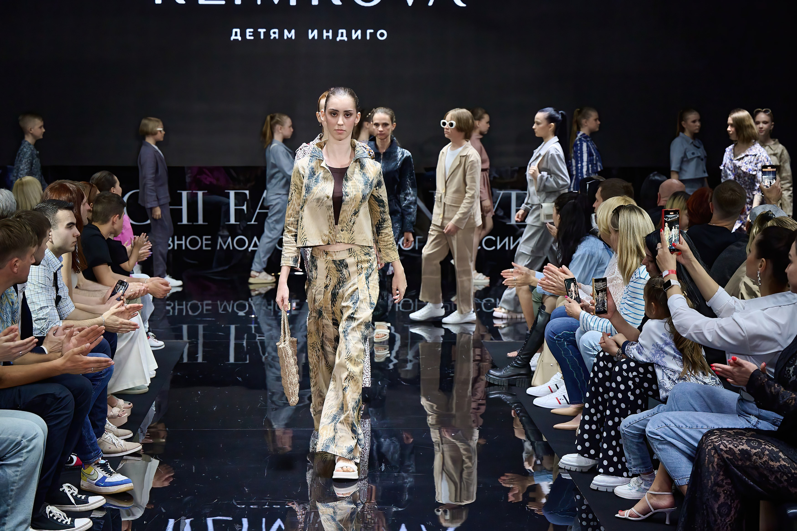 Sochi Fashion Week 2024. Efimova Model Agency