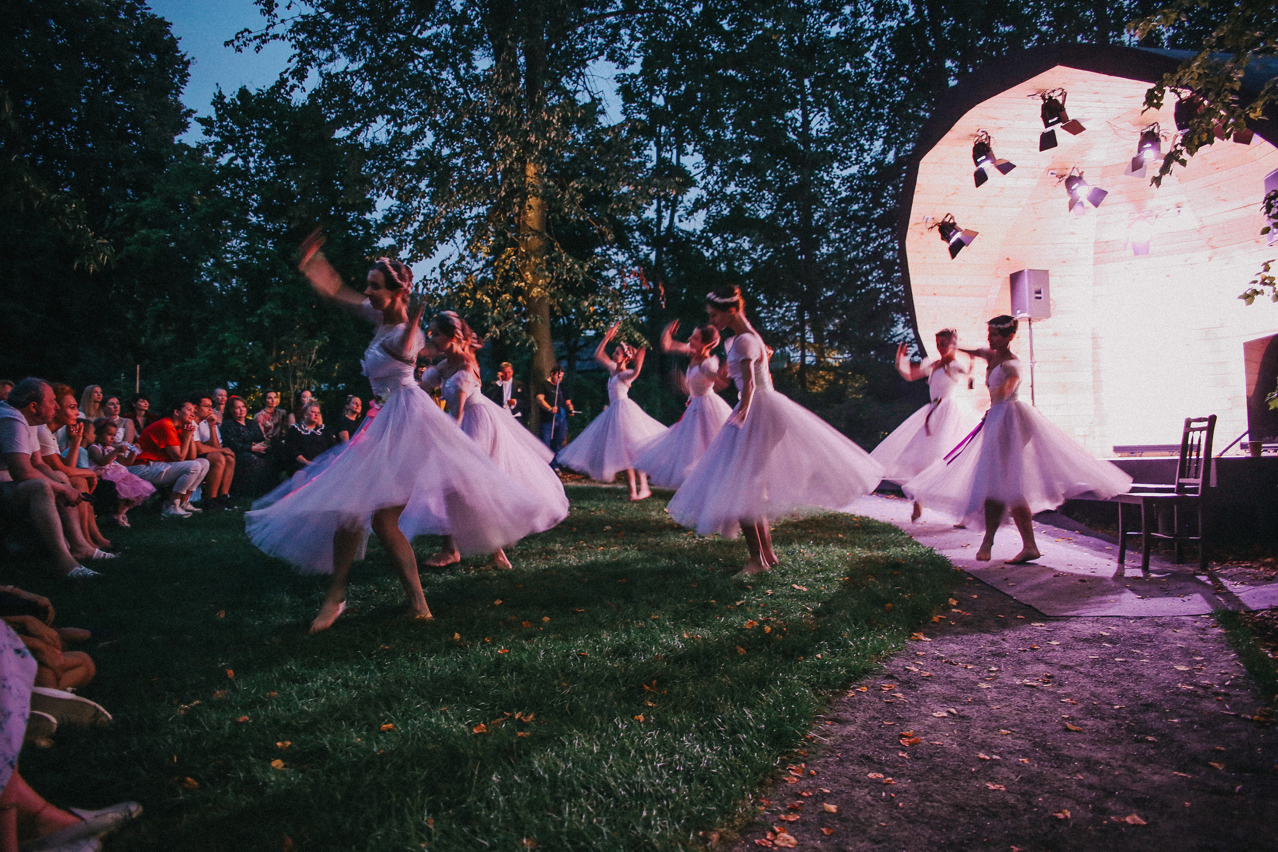 Сад Ракицкого. Фотограф в Серпухове и Тарусе Ксения Царёва