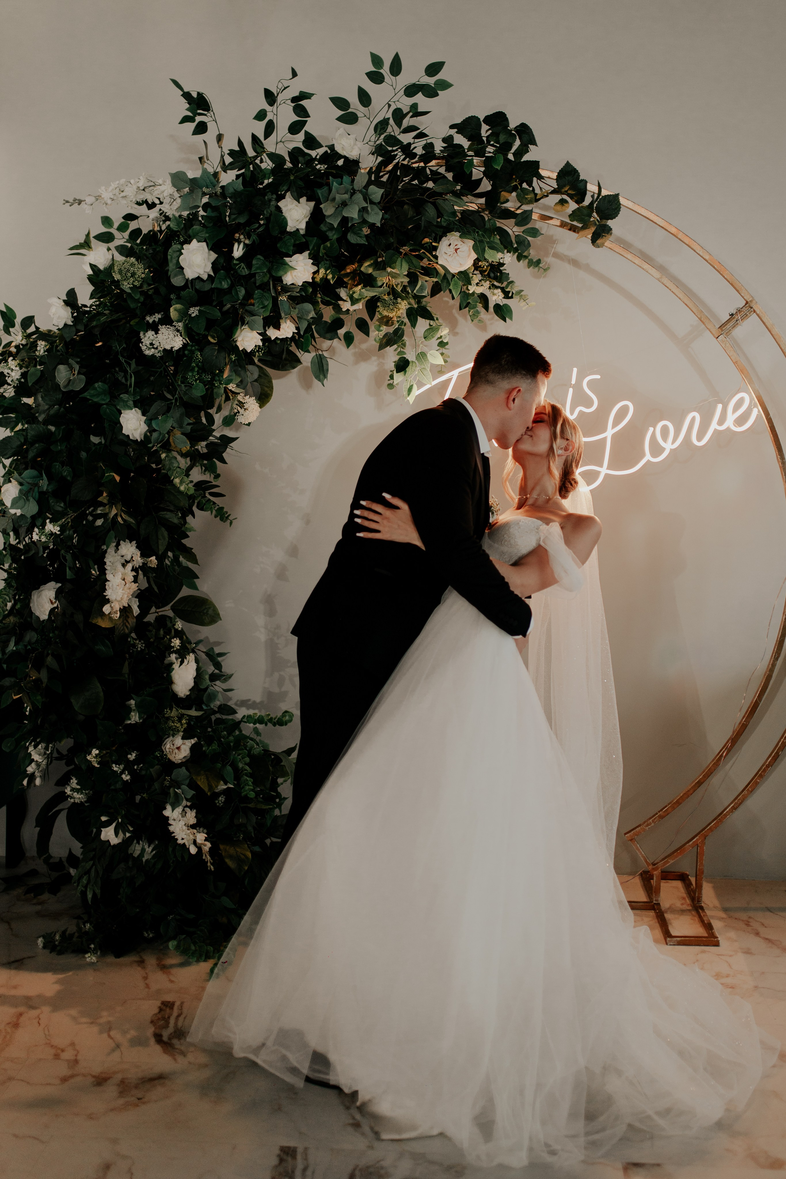 Свадебный банкет в Санкт-Петербурге — Трогательная фотосессия с родными и лавстори. Фотограф в Санкт-Петербурге Лиза Семченкова