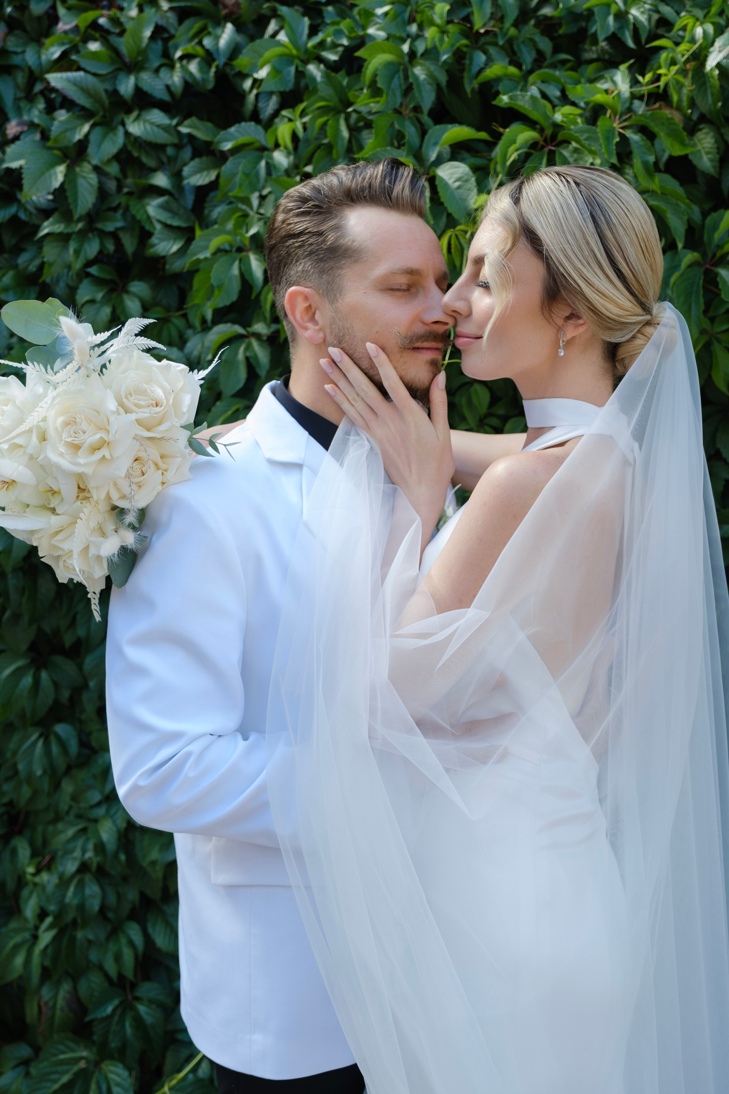 Alexander Alina. Wedding photographer