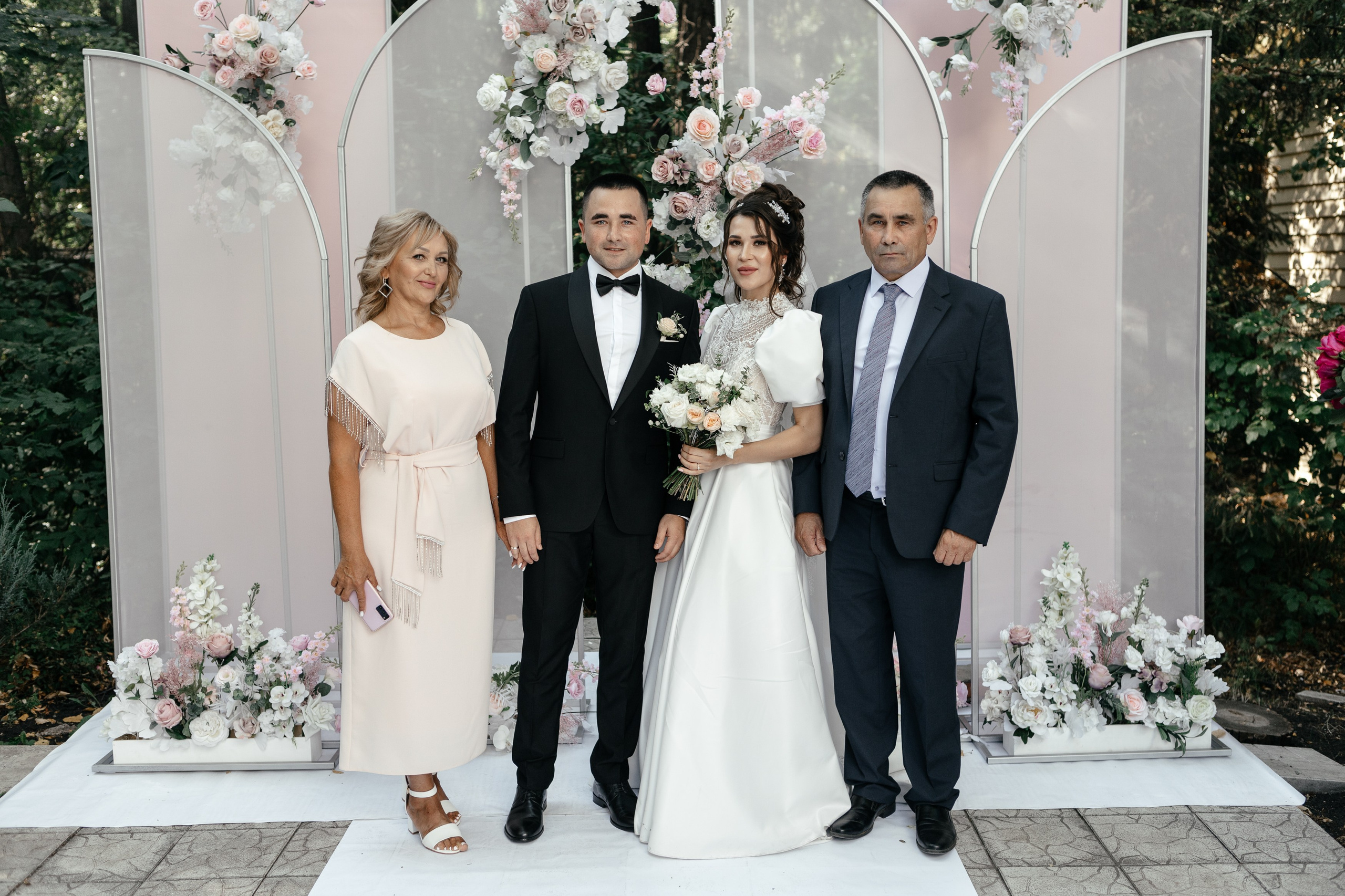 Свадебный фотограф Уфа — Руслан ГабдлисламовЖивые эмоции, красивые кадры, воспоминания на всю жизнь.Работаю по всей Республике Башкортоста. Свадебный фотограф Уфа Руслан Габдлисламов