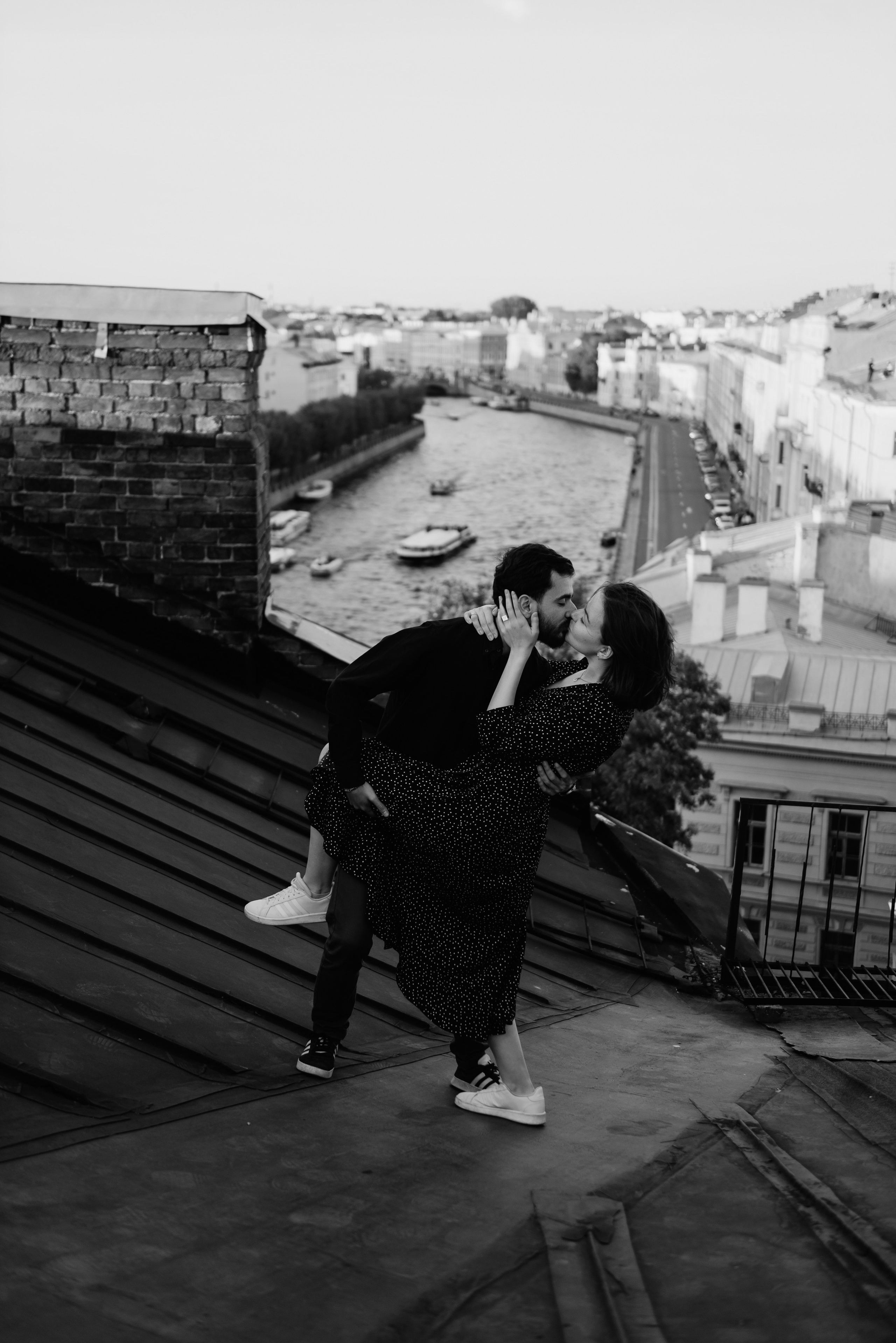 Мы гуляли по крышам питера. Фотограф Алена Нормальная в Санкт-Петербурге