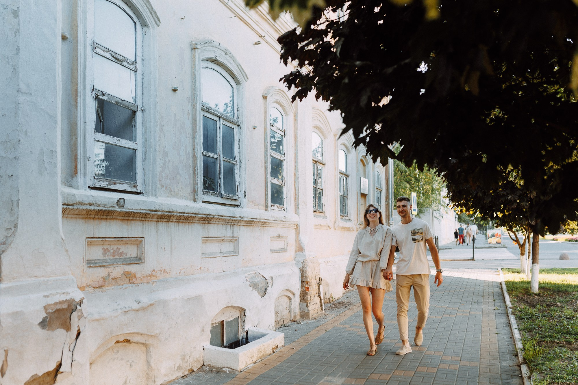 Элли и Алекс. Любовь в маленьком городе. Алена Бадамшина — свадебный фотограф Воронеж / Москва