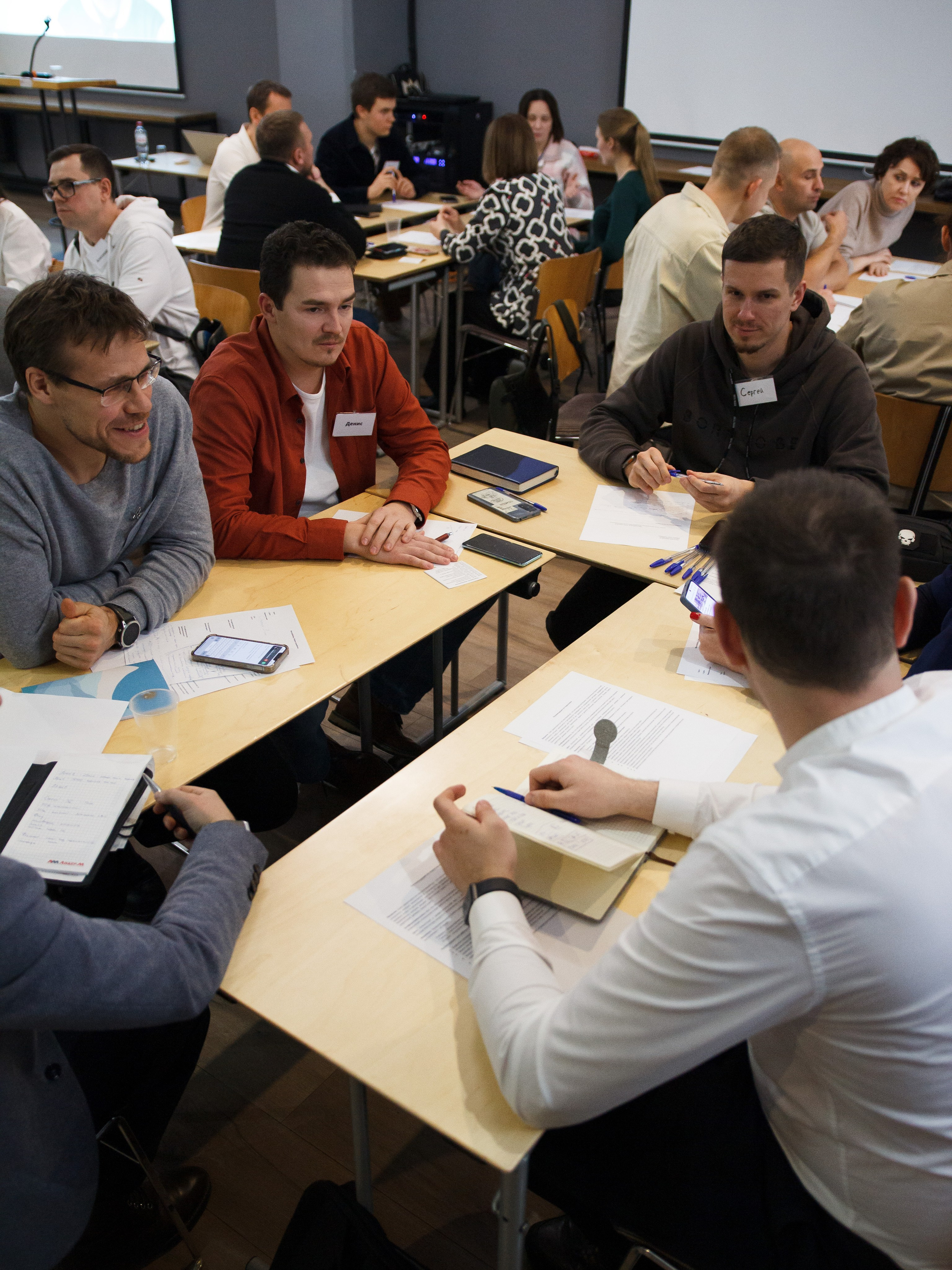 Репортаж бизнес-мероприятия. Фотограф Москва — личные фотосессии, лавстори в студии