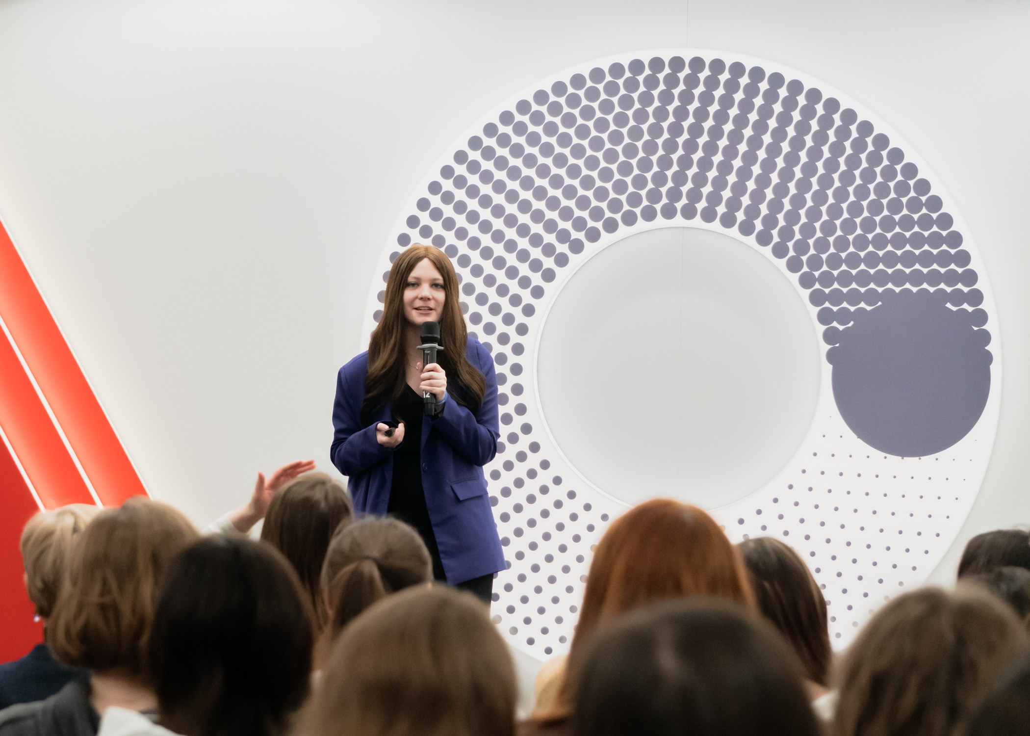 Дизайн Квартал 2024. Фотограф-анималист Ксения Воробьева, Москва