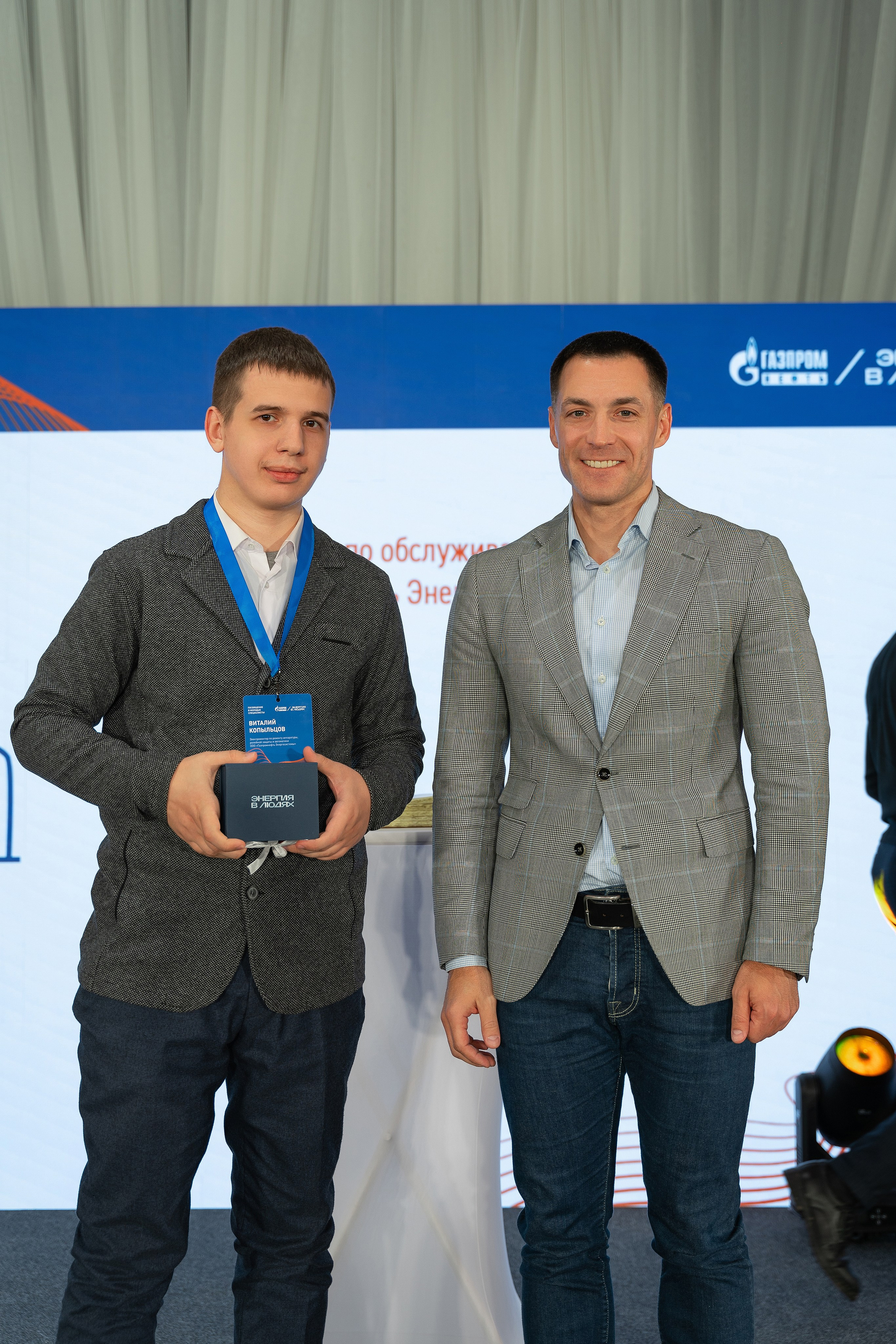 Посвящение «Газпромнефть-Тюмень». Свадебный фотограф Руслан Хасанов