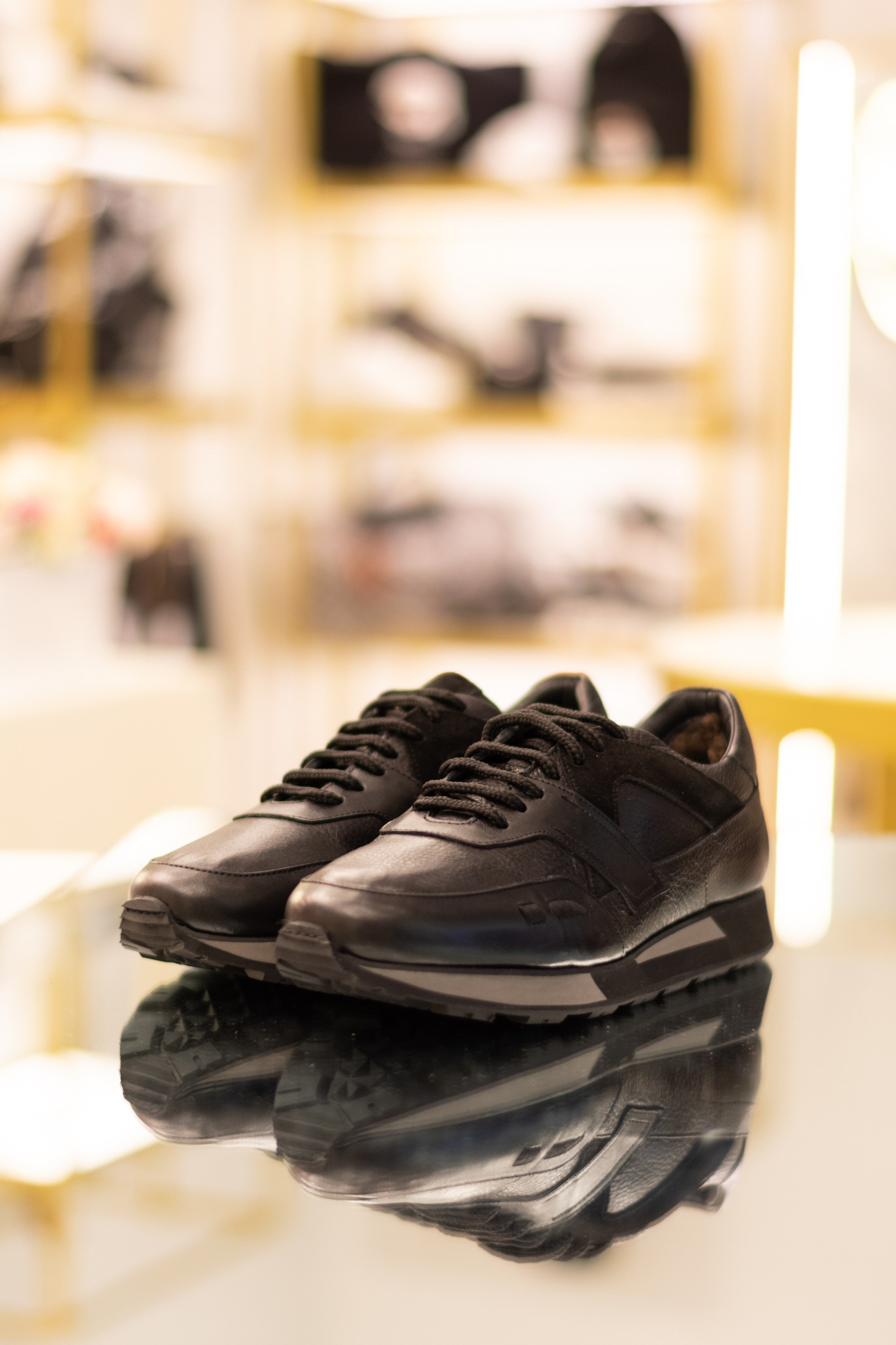 Для организаций. Предметная фотосессия для обувного магазина Capsula. Фотограф/видеограф Богдан Голованов