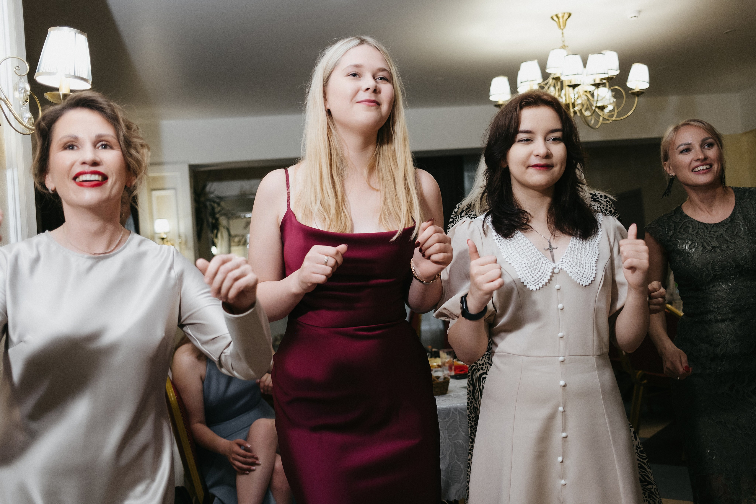 Выпускной 11 класс школы № 30. Свадебный и репортажной фотограф Денис Ожигин в Краснодаре и Краснодарском крае