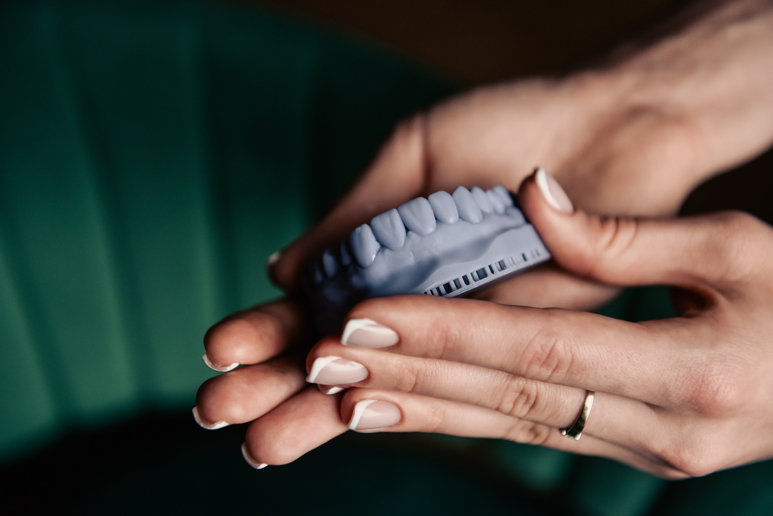 Стоматолог Юлия. Анастасия Петрович фотограф, фотокорреспондент в Москве и Санкт-Петербурге. Фотосъёмка репортажа, мероприятия, корпоративная съёмка, контент