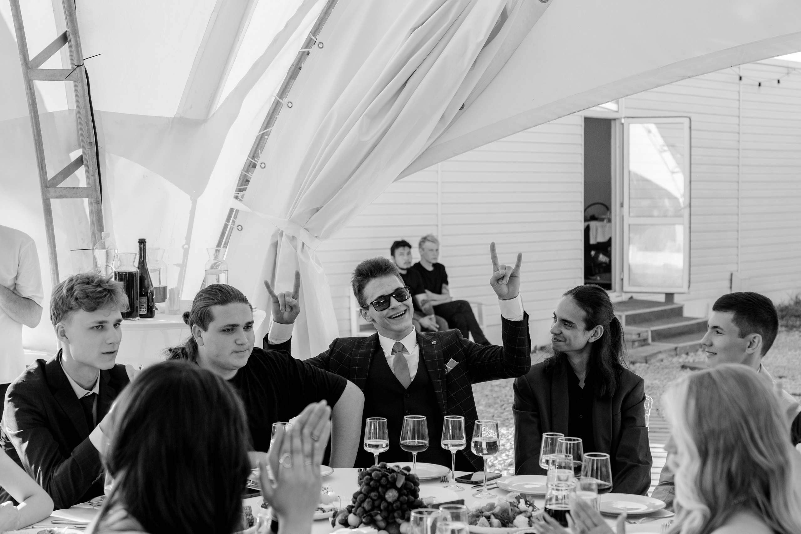 ВЫПУСКНОЙ White Place — Гимназия 52. Свадебный и семейный фотограф Динар Гильмутдинов