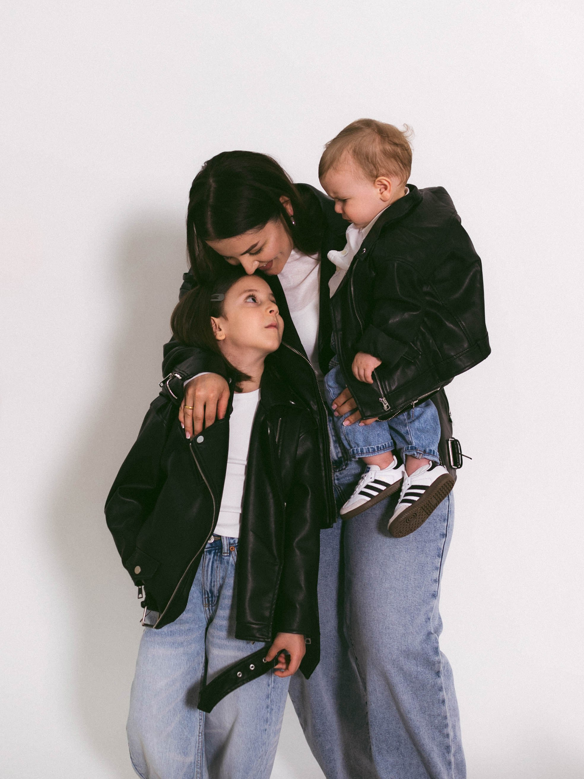 Нино, Ило, Эмилия и Нико. Портретный и свадебный фотограф Москва Валерия Возняковская