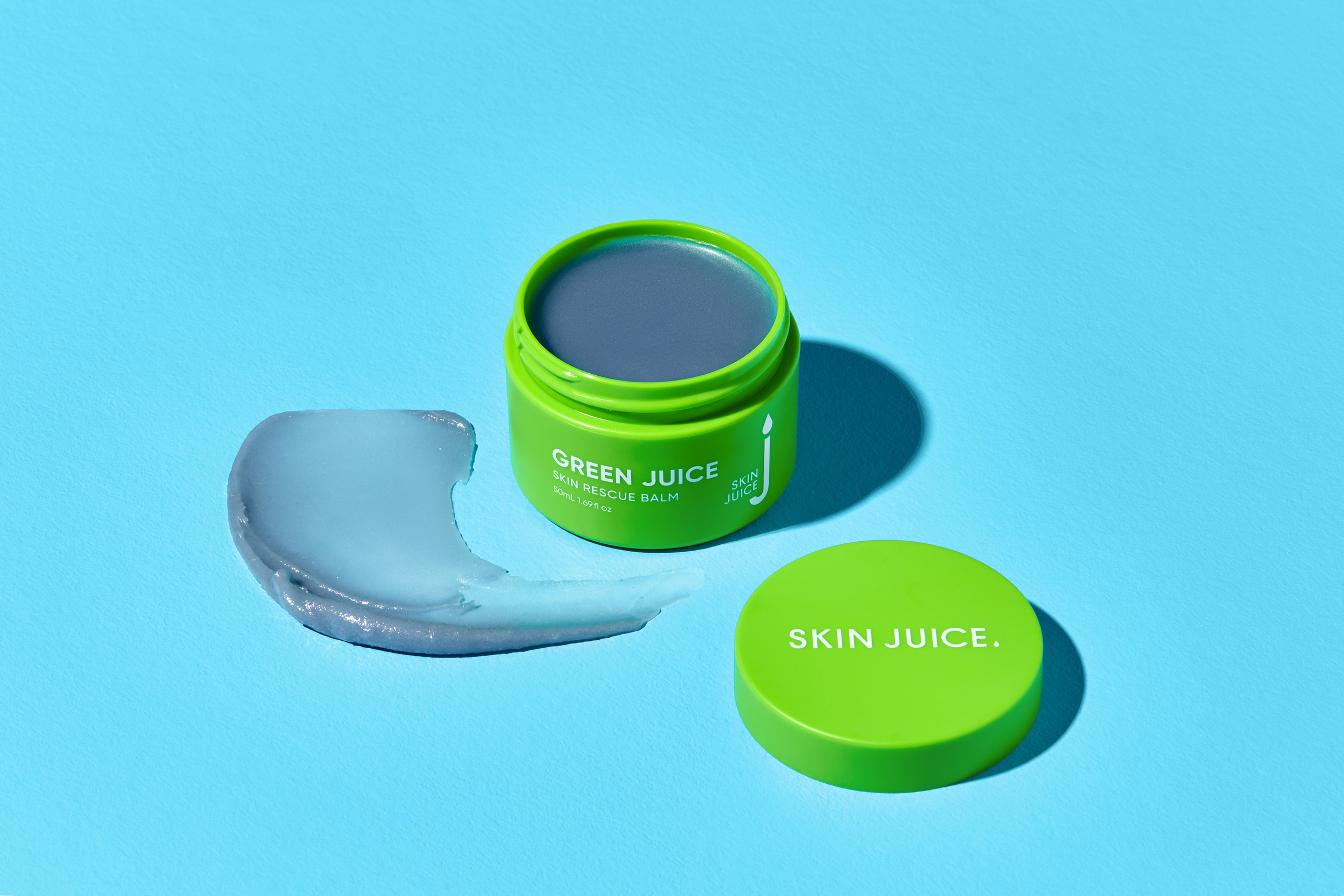 Product retoucher, working with clients all over the world