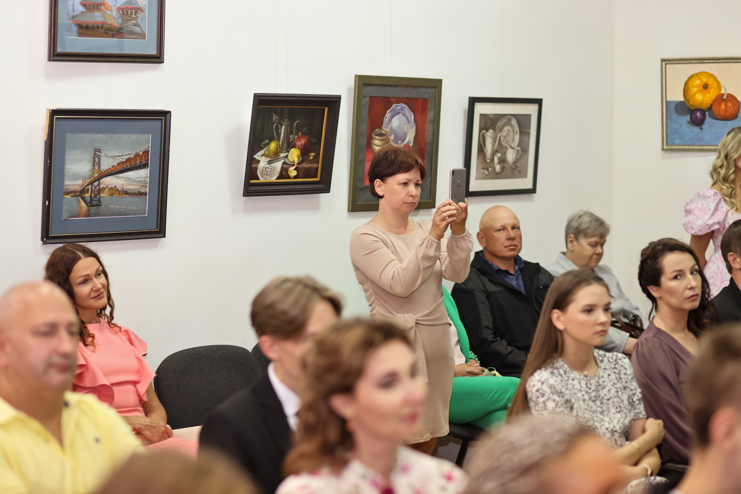 Вручение аттестатов. Школа № 7, выпускники 11 класса 2023 г. Студия выпускных альбомов Остров