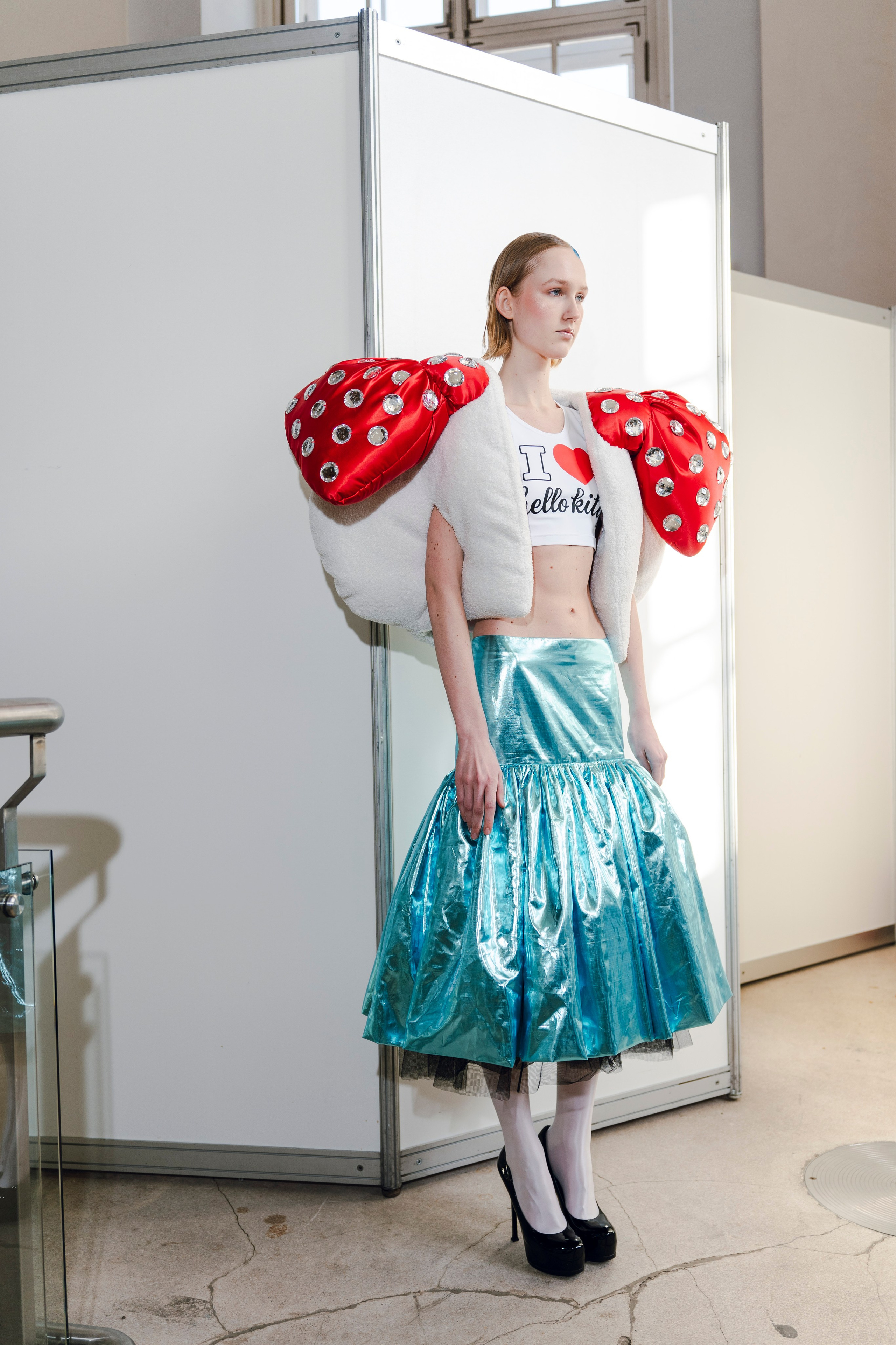 Показ Школы дизайна НИУ ВШЭ на Московской неделе моды. Фотограф в Москве Савкина Евгения