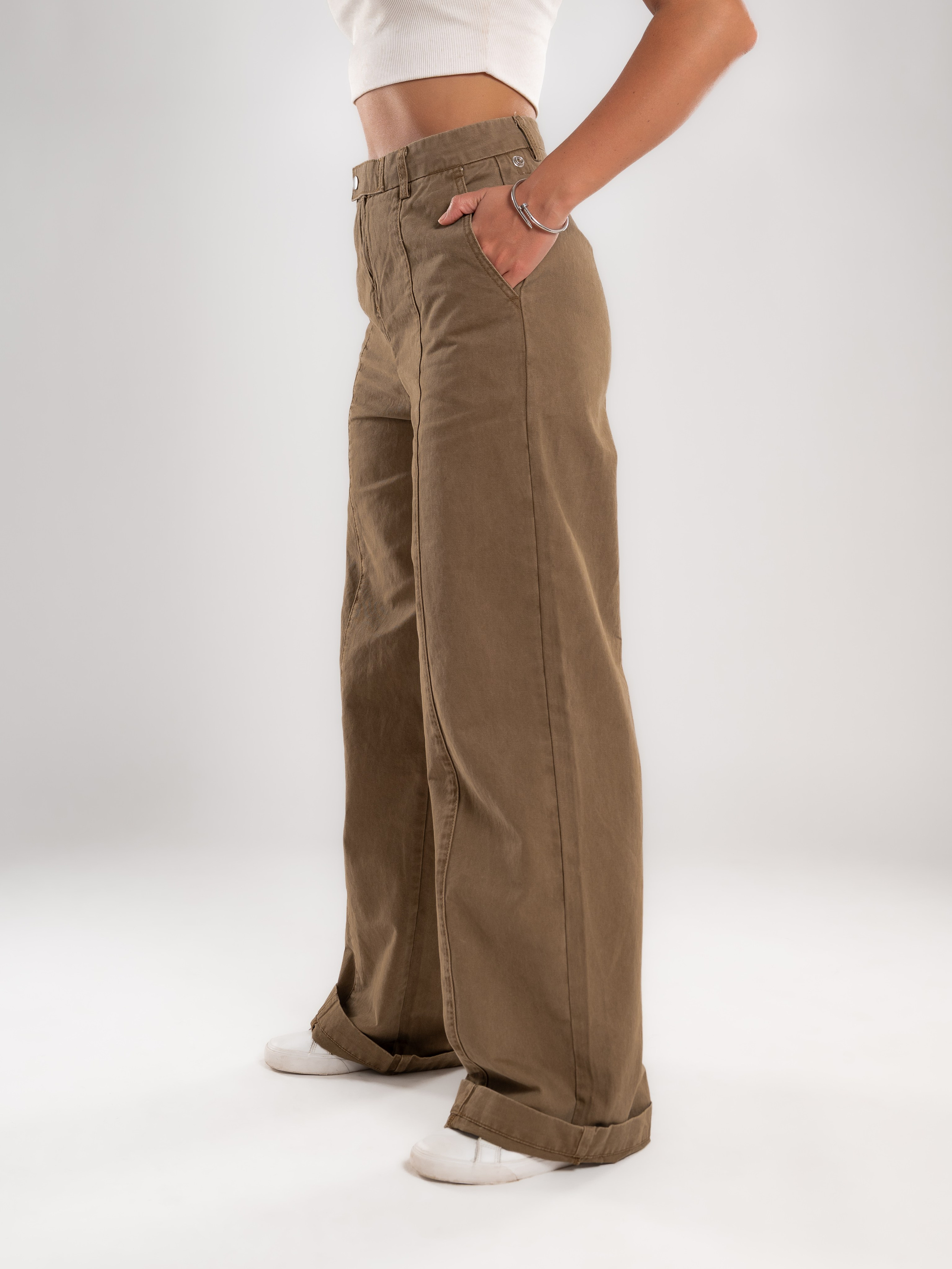 Джинсы. Предметный фотограф, фото для маркетплейсов Пятигорск, КМВ