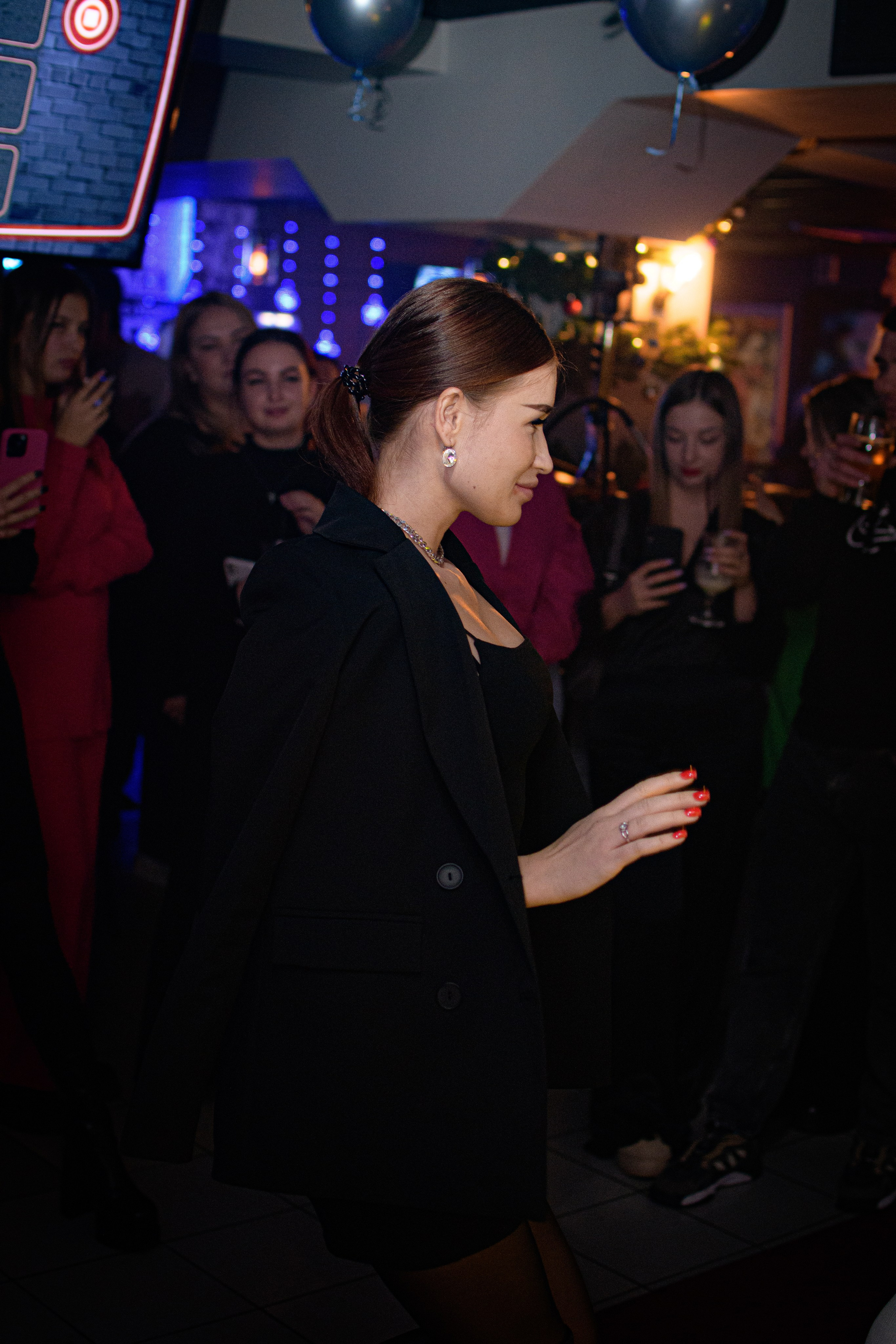 HOLLYWOOD / 6 YEARS. Photokarish