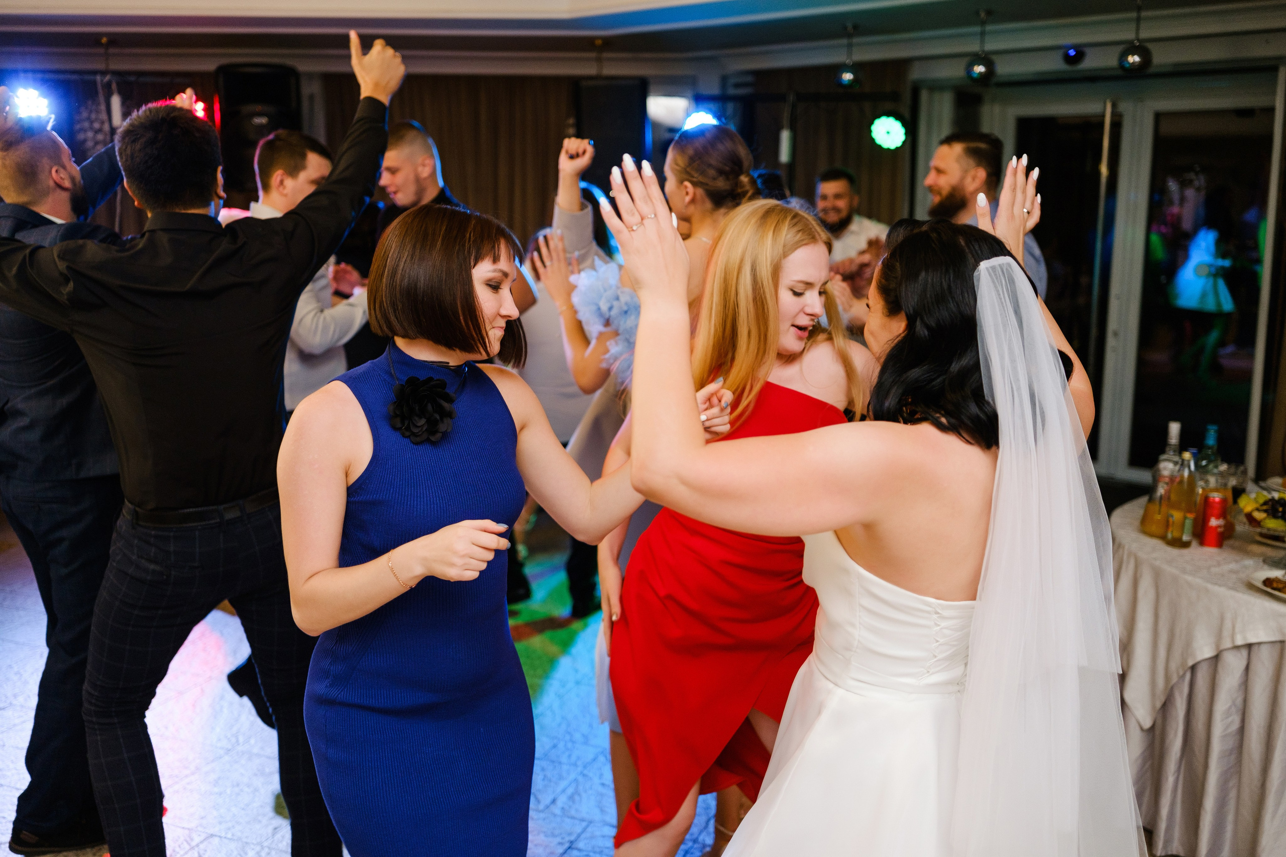 Павел и Надежда. Свадебный фотограф | репортаж | праздники | крещение