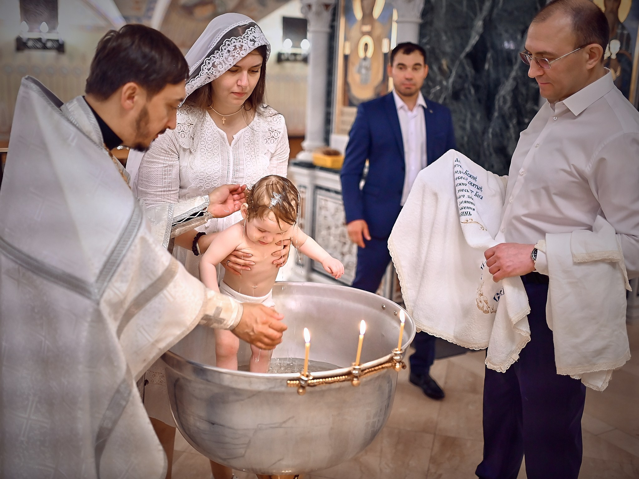 Крещение Дани | Морской Никольский собор. Свадебный фотограф, видеограф, рилсмейкер в Санкт-Петербурге и Москве