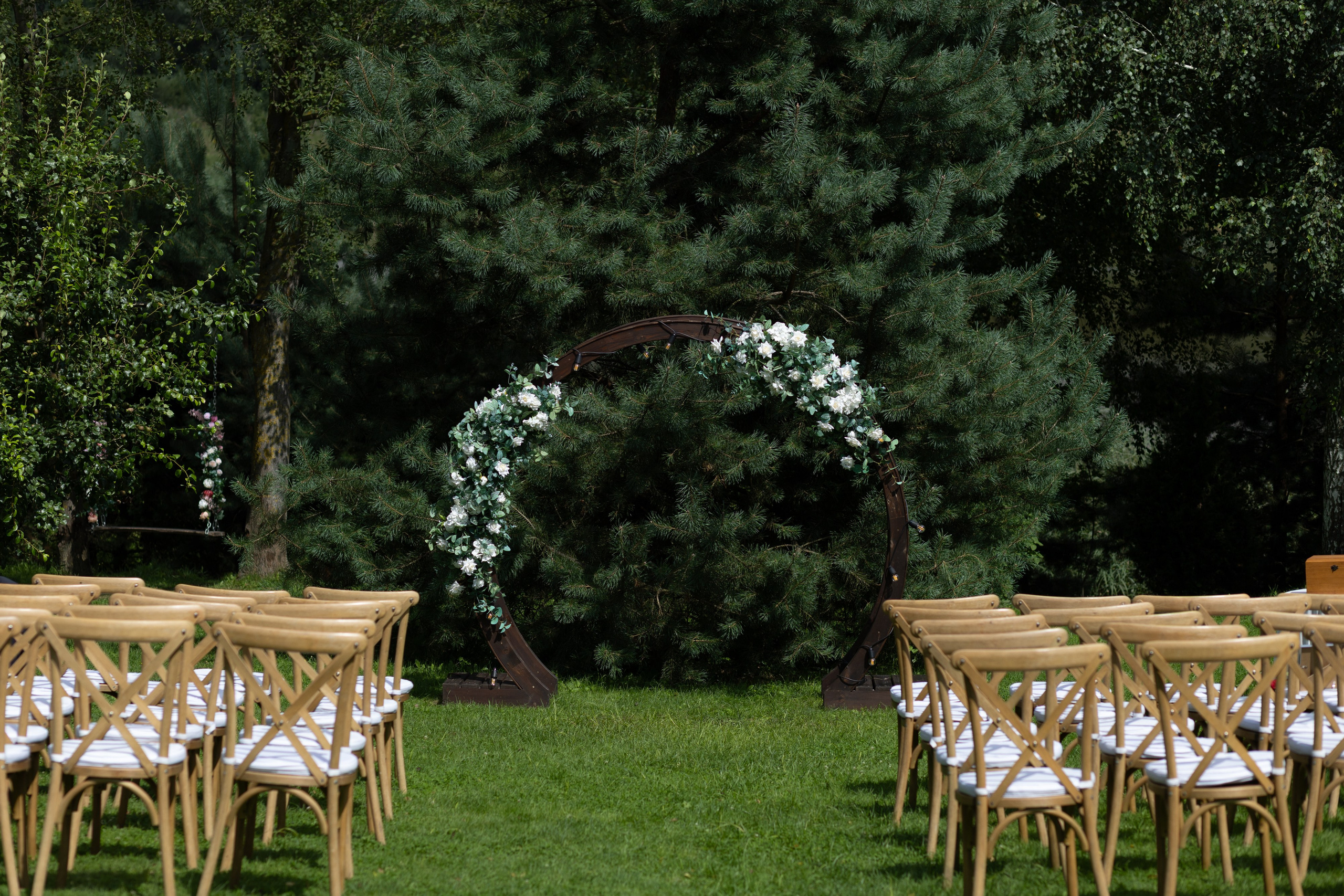 Свадебная фотосессия в агроусадьбе Лабодянка в Минске. Свадебный фотограф в Минске/Беларуси Сергей Спиридонов