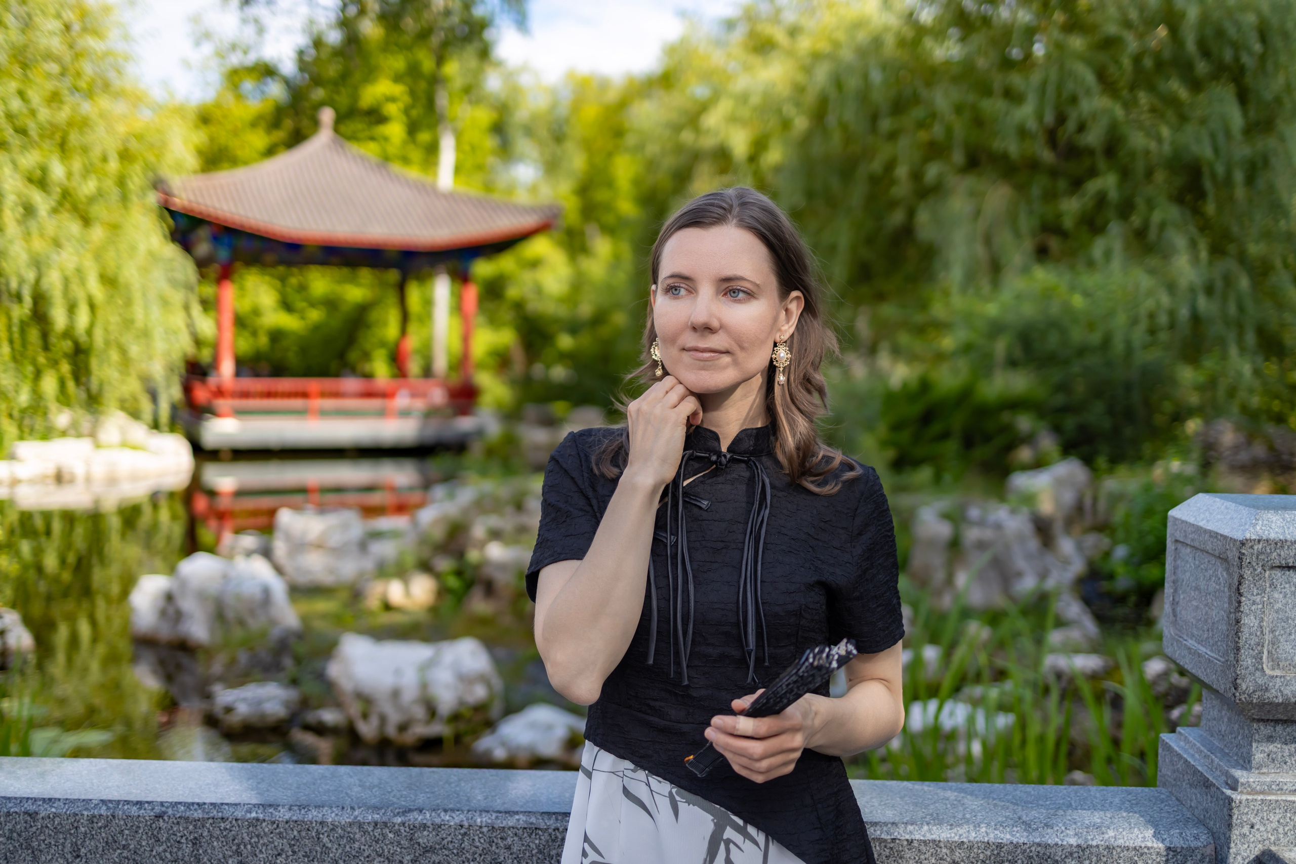 Фотосессия в парке Хуамин: восточная сказка в центре Москвы. Репортажный, семейный и студийный фотограф в Москве Демин Алексей