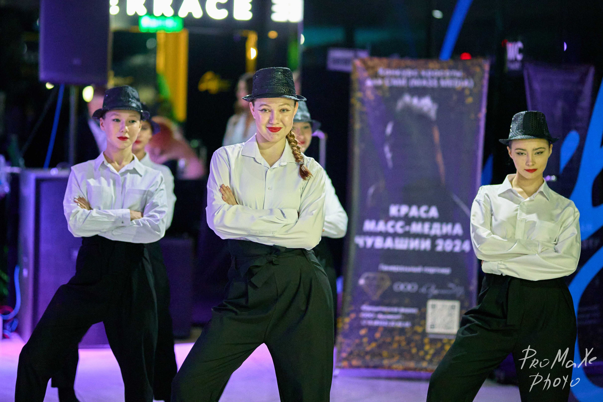 Зал КРАСА МАСС-МЕДИА ЧУВАШИИ. Владимир Суздалов (ProMaXe) — Портретный фотограф, тематические фотосессии в Чебоксарах