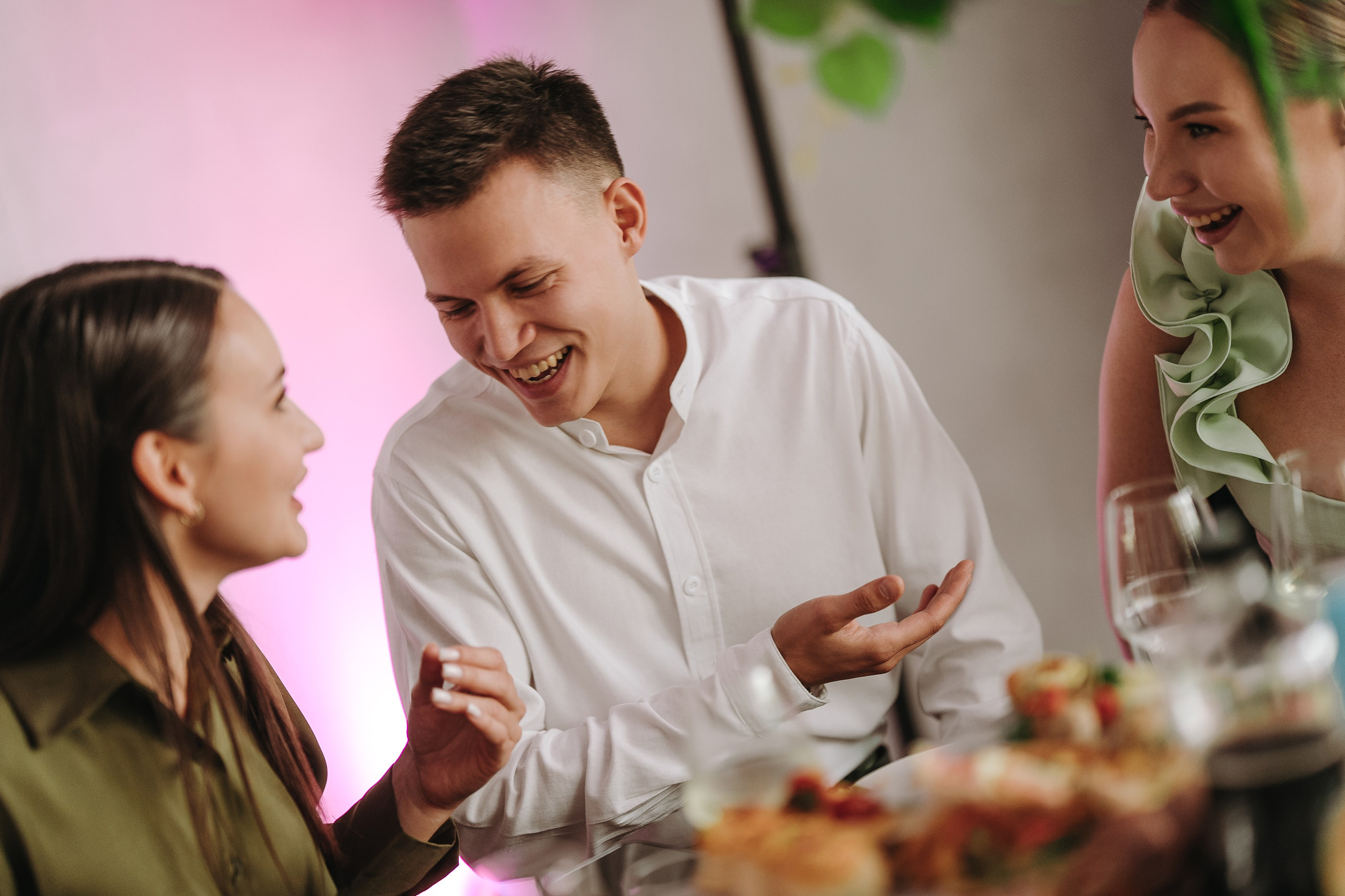 СВАДЬБА В ХОТИМ ЕДИМ, ВЕДУЩИЙ РОЛАН МАКАРОВ, ВИДЕО ИЛЬНАР АХМАДУЛЛИН