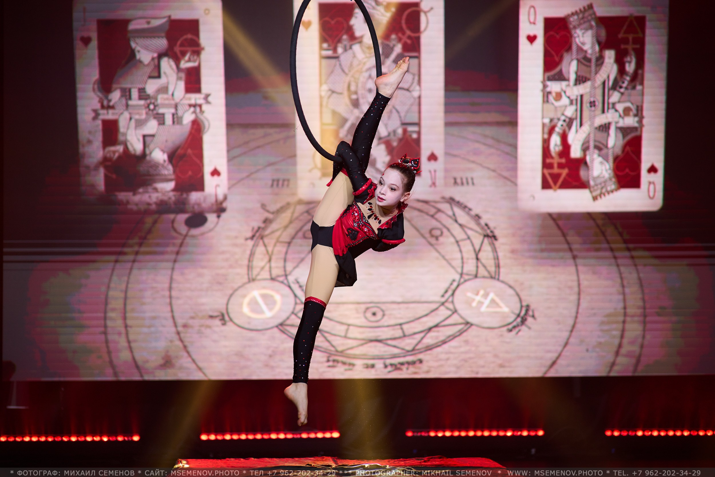 АНОНС фоторепортажа с Юбилейного концерта «ГРАЦИЯ». Фотограф, фотопроекты Михаила Семенова в Ярославле. Фотошкола